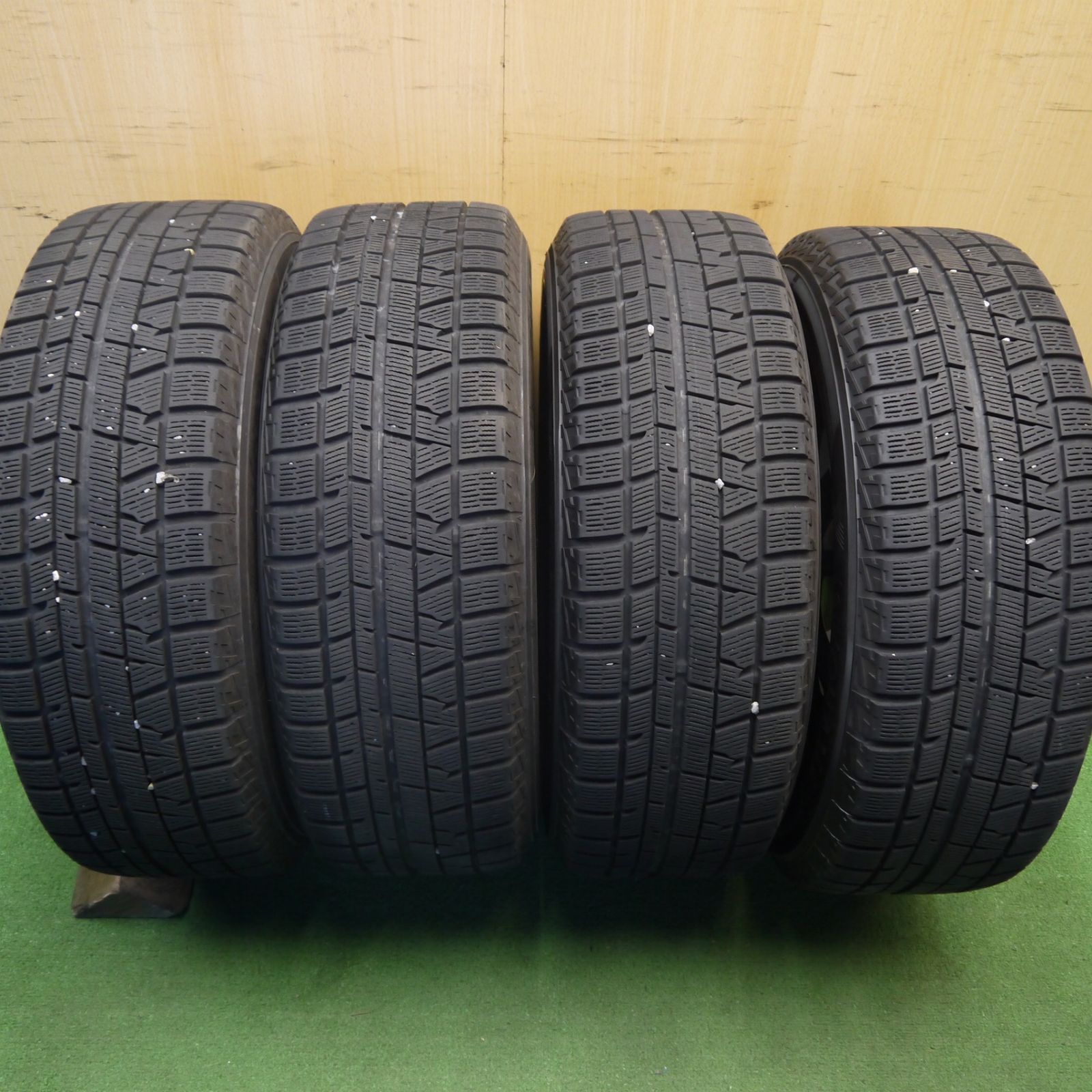 215/60R16 YOKOHAMA IG50plus バリ溝 バリ溝！キレイ！8.5分☆スタッドレス 215/60R16 ヨコハマ アイス