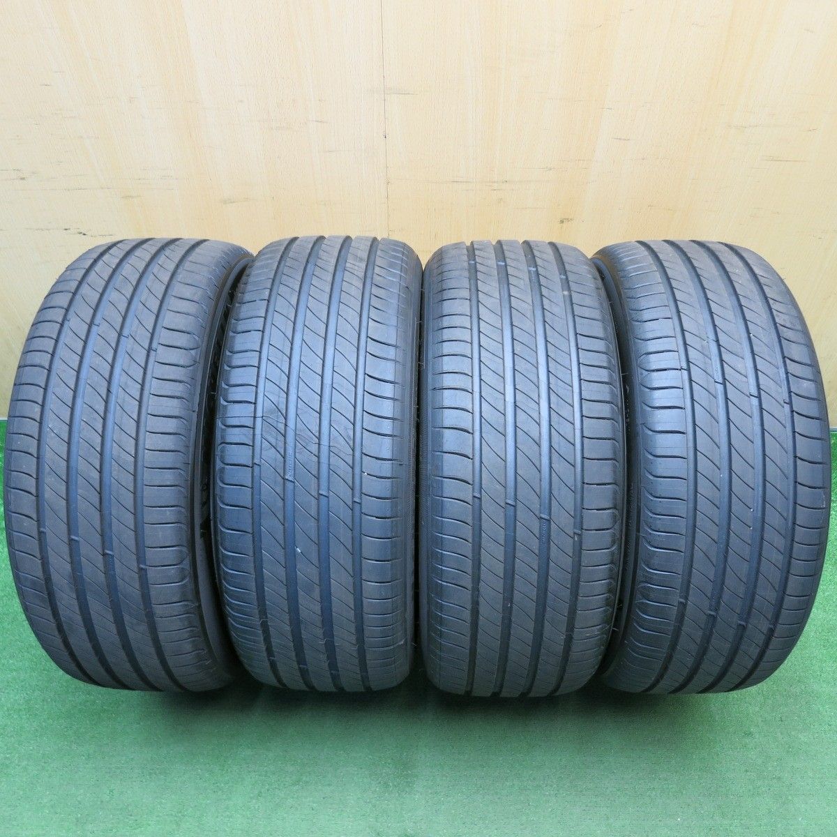 □ 新車はずし ミシュラン PRIMACY 4 225/50R18 夏タイヤ 2022 4本 