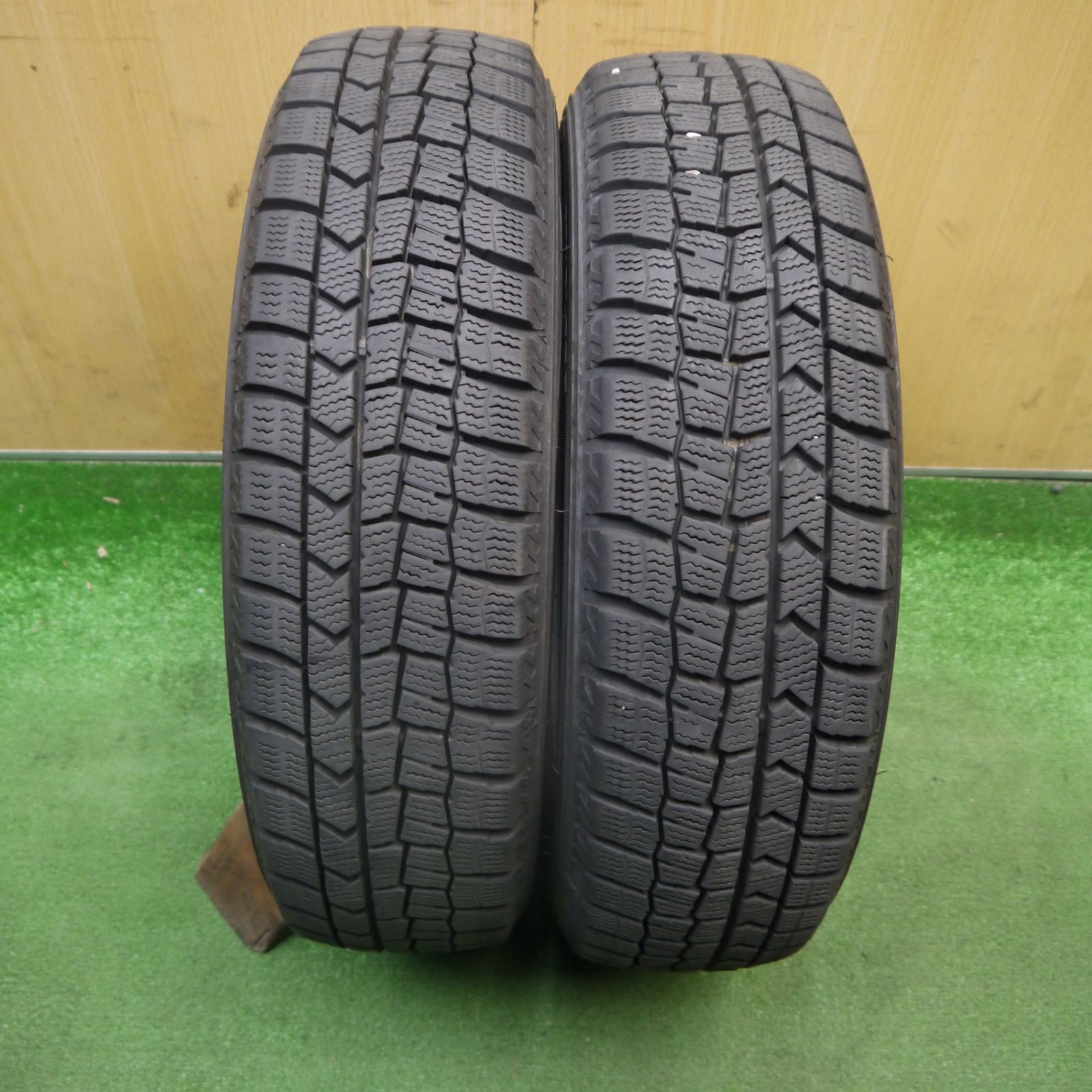 バリ溝！9.5分！2本☆スタッドレス 155/65R14 ダンロップ ウインター 