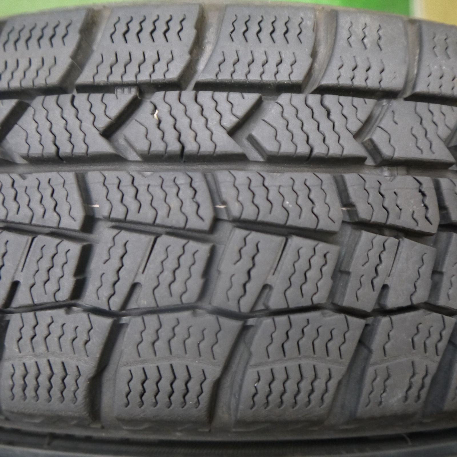 バリ溝！9.5分！2本☆スタッドレス 155/65R14 ダンロップ ウインター 