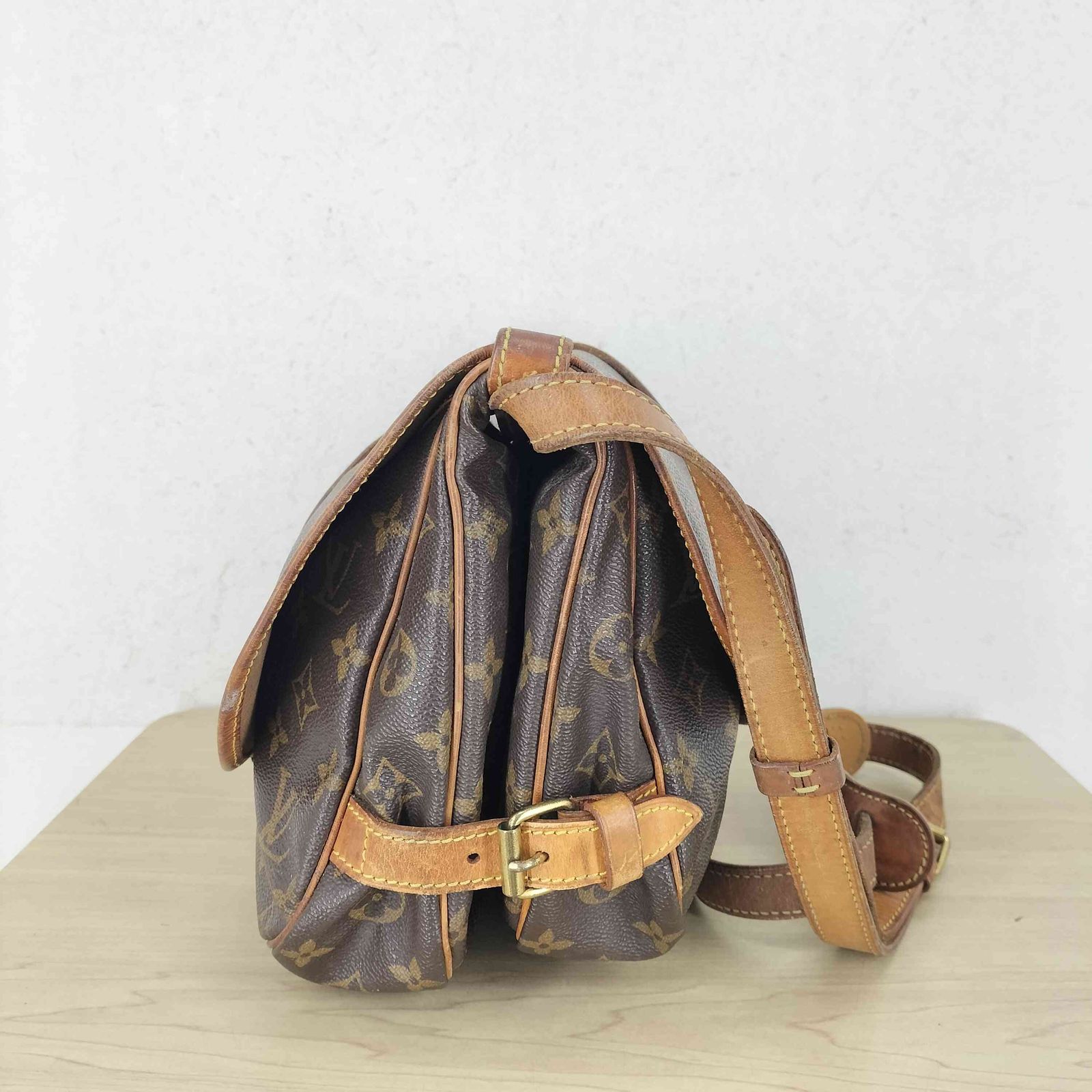 ルイヴィトン LOUIS VUITTON モノグラム ソミュール30 ショルダー