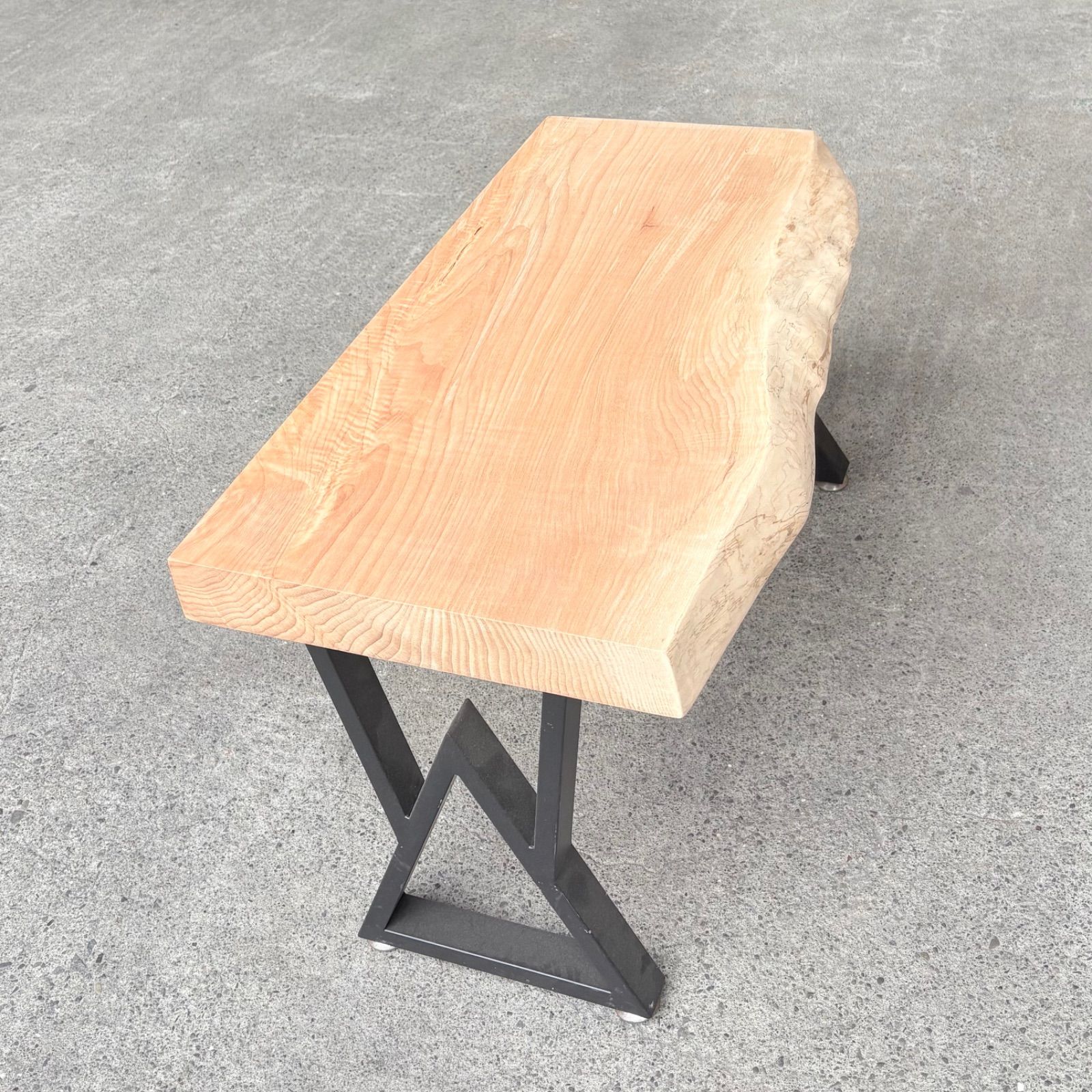 カエデ 一枚板 無垢材 DIY木材 サイドテーブル 手作り家具 木工作品