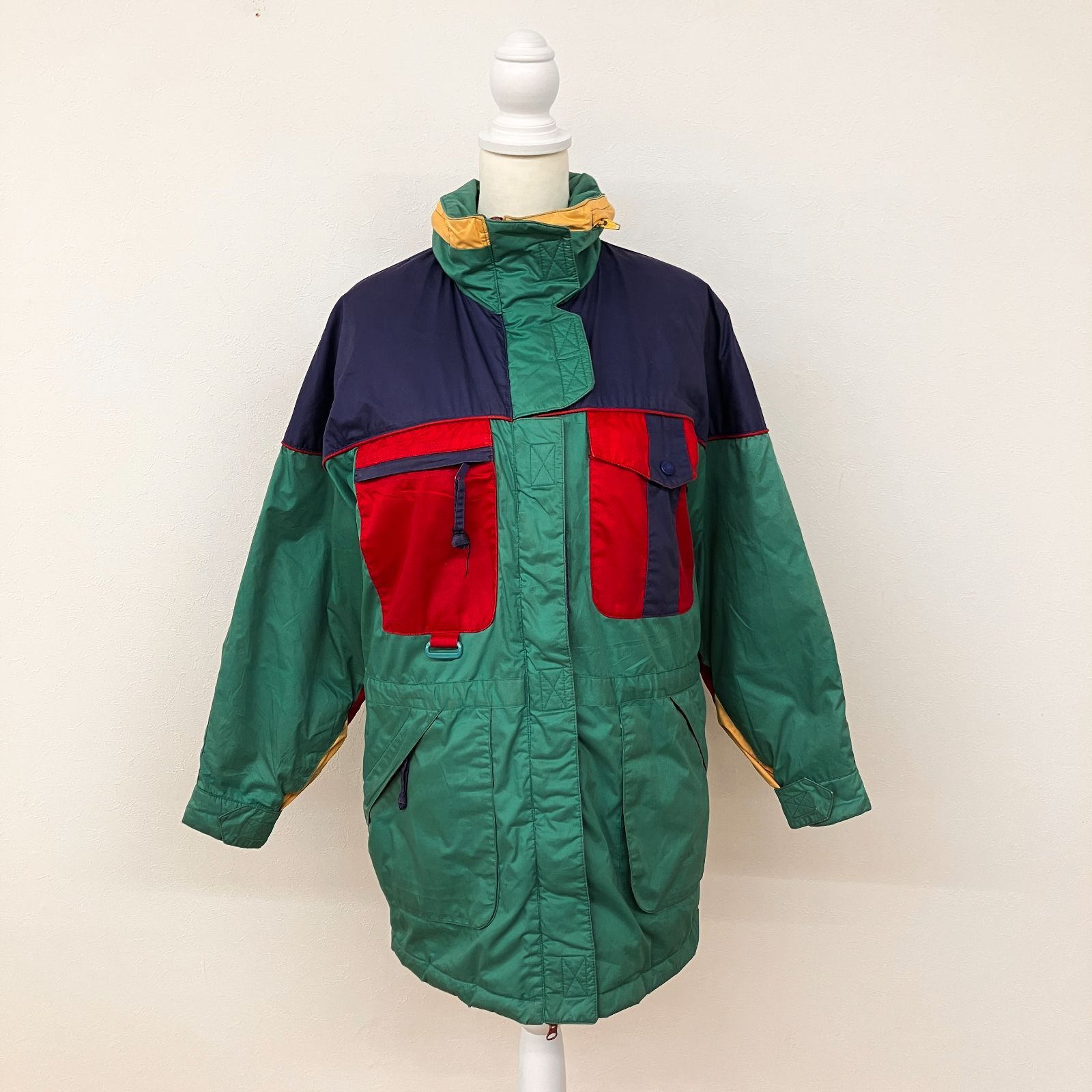 エディーバウアー ダウンジャケット メンズS 緑 赤 紺 80s 90s 黒タグ マウンテンパーカー ジャンパー アウター 古着 希少 カラーブロック