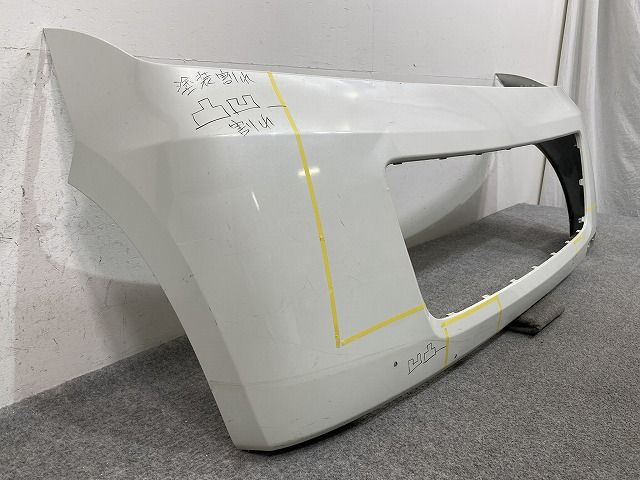 MK32 スペーシアカスタム　フロントバンパー　パールホワイト【Z7T】 スペーシアカスタム(MK32S)用!純正フロントバンパー パールホワイト
