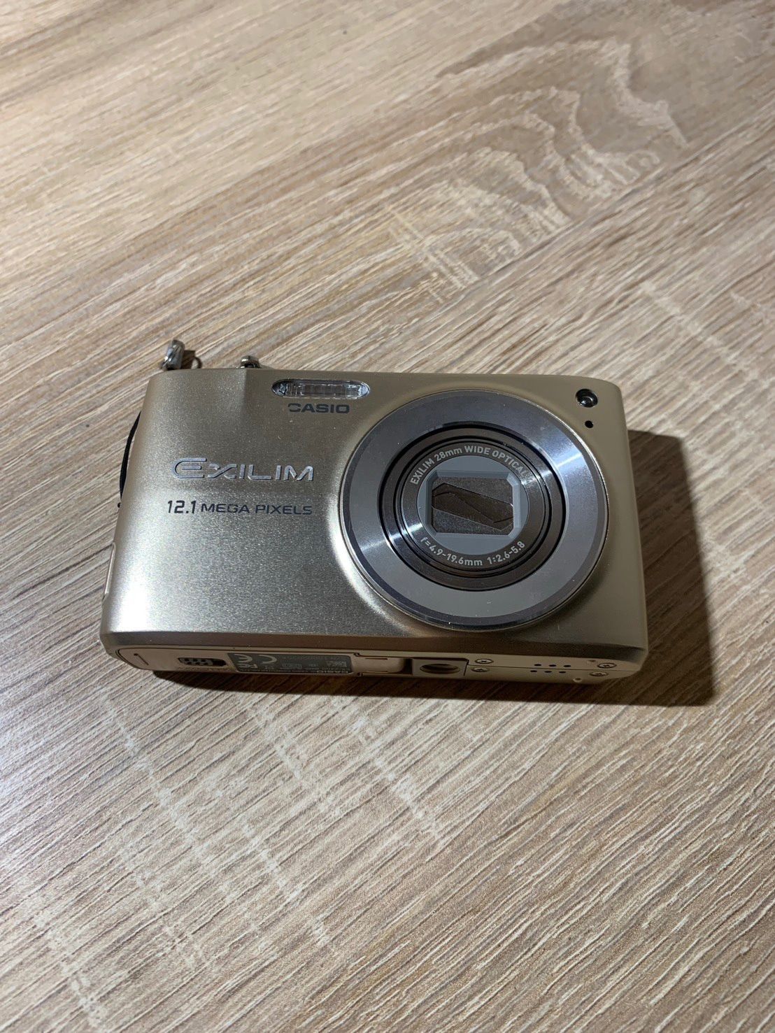 【訳アリ】CASIO EXILIM EX-Z400 【動作確認済み】 EX-Z400 - デジタルカメラ - CASIO
