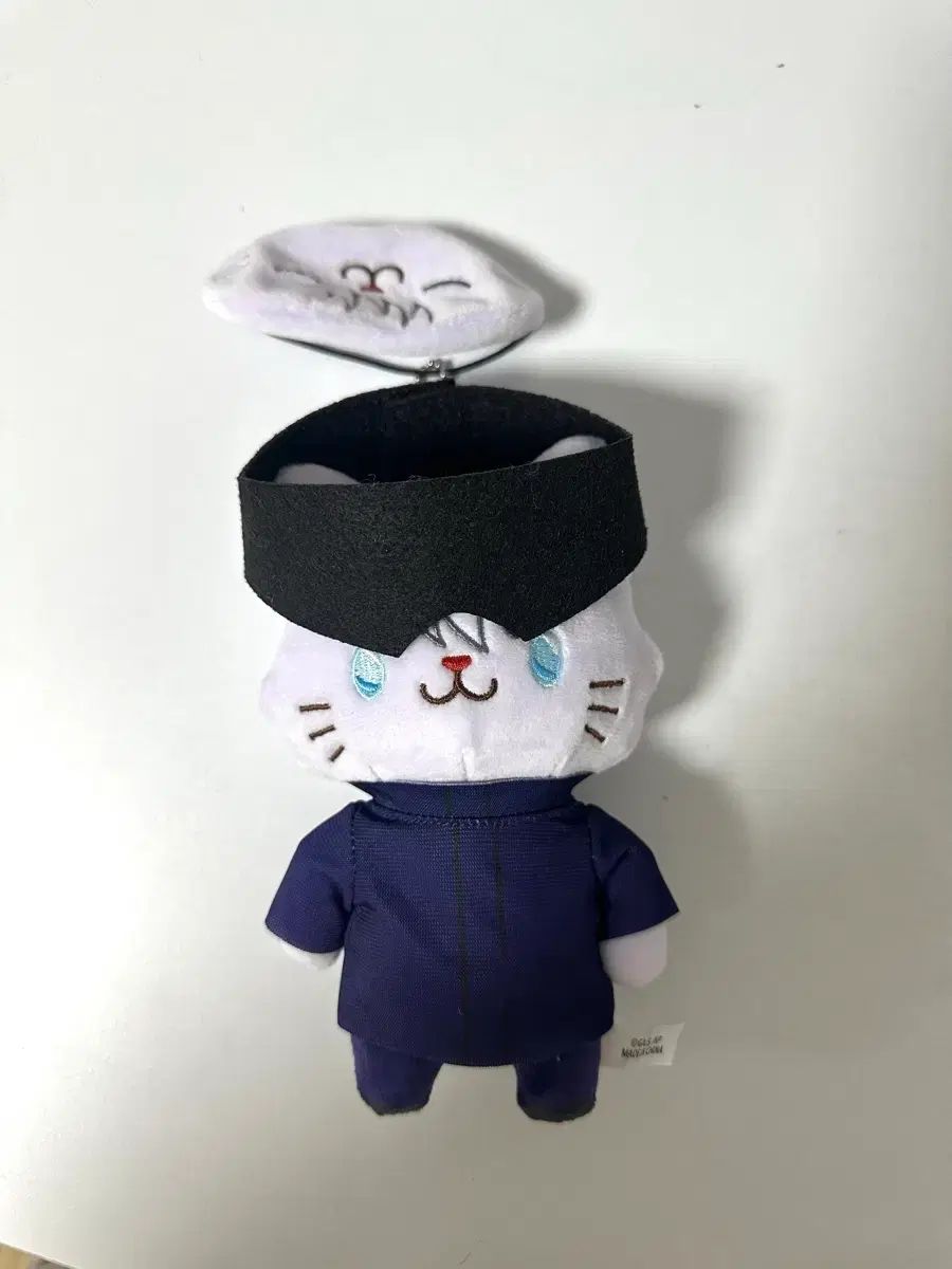 タレントグッズ 呪術廻戦 五条悟 猫ぬいぐるみ 出品