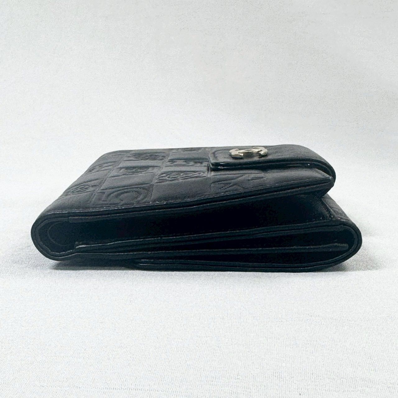 Nさま専用✨シャネル ラムスキン アイコン ブラック 黒 Wホック ミニ財布✨ 美品】CHANEL シャネル アイコンライン ラムスキン Wホック コンパクト