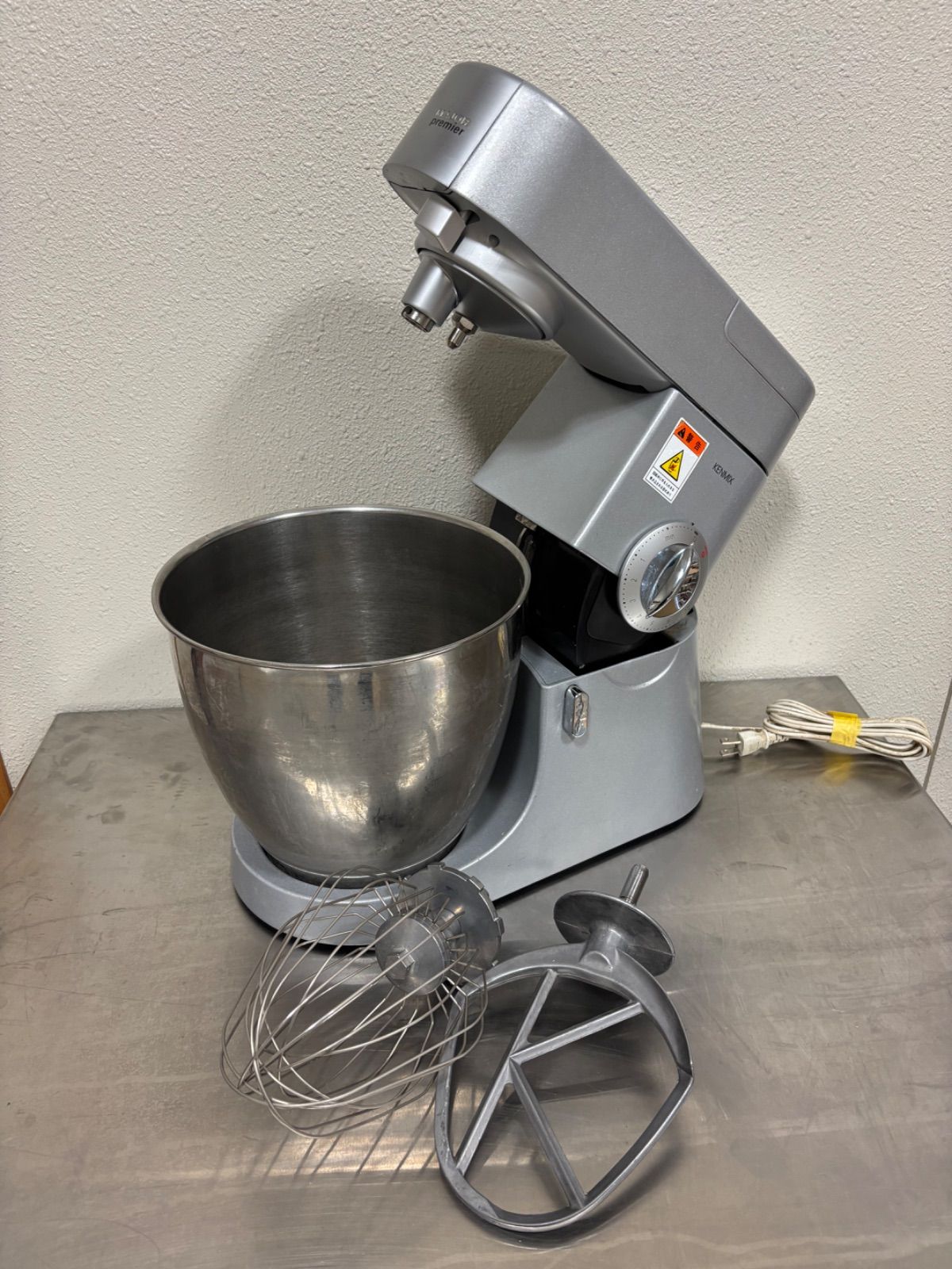 ☆２中古品 ケンミックス KMM770 卓上ミキサー 100V 愛工舎製作所 動作問題なし☆ 中古（愛工舎）ケンミックス卓上ミキサーKMM770 - メルカリ
