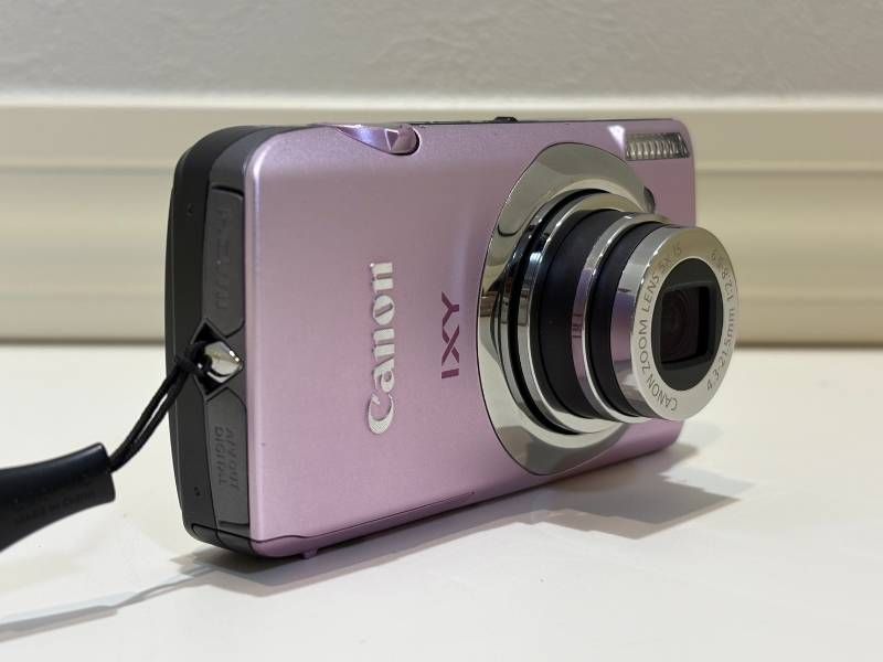 ジャンク品】コンパクトデジタルカメラ「IXY 10S」のピンク 【公式通販】