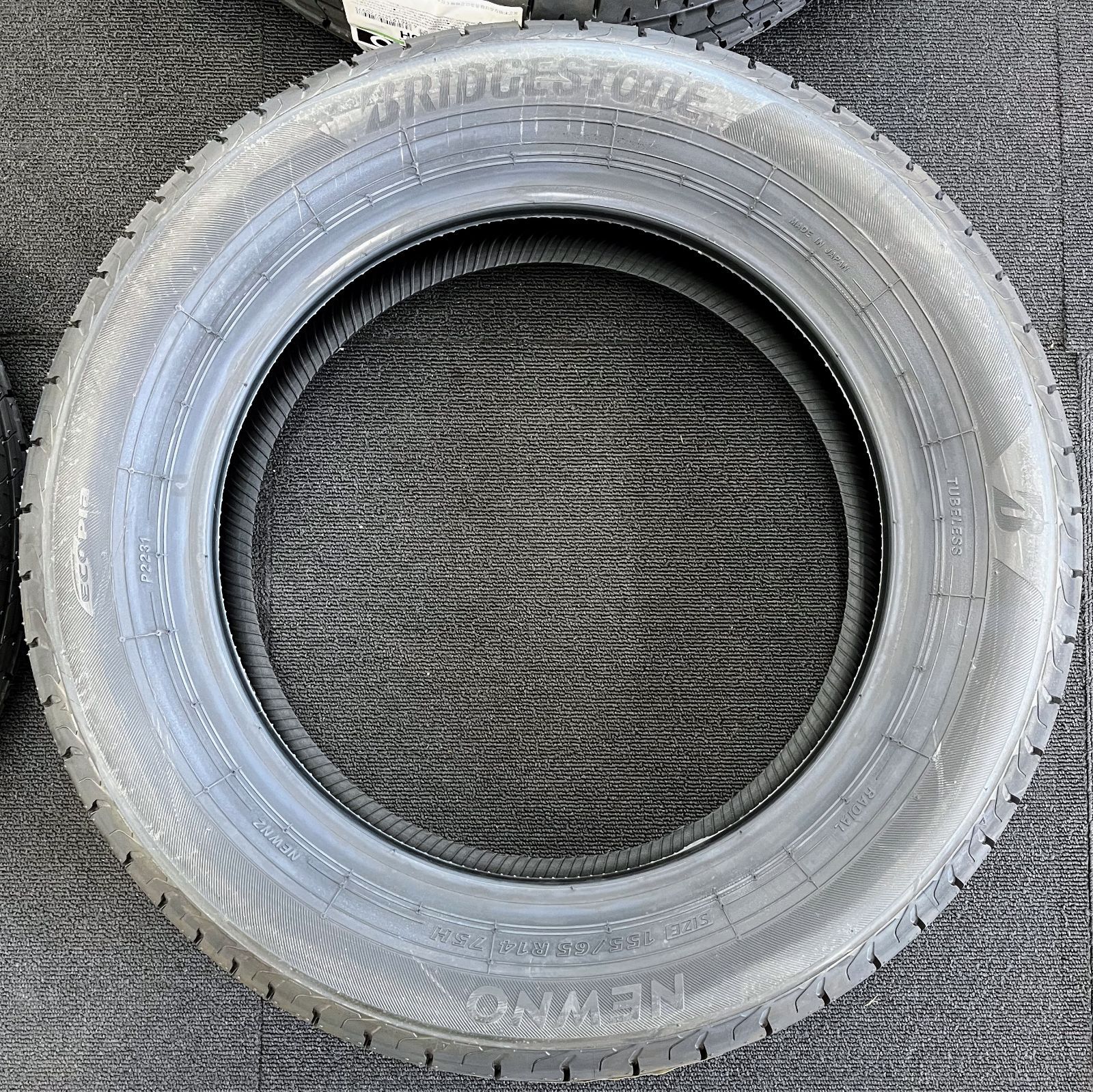 送料無料】【155/65R14】新品未使用 サマータイヤ 4本セット 