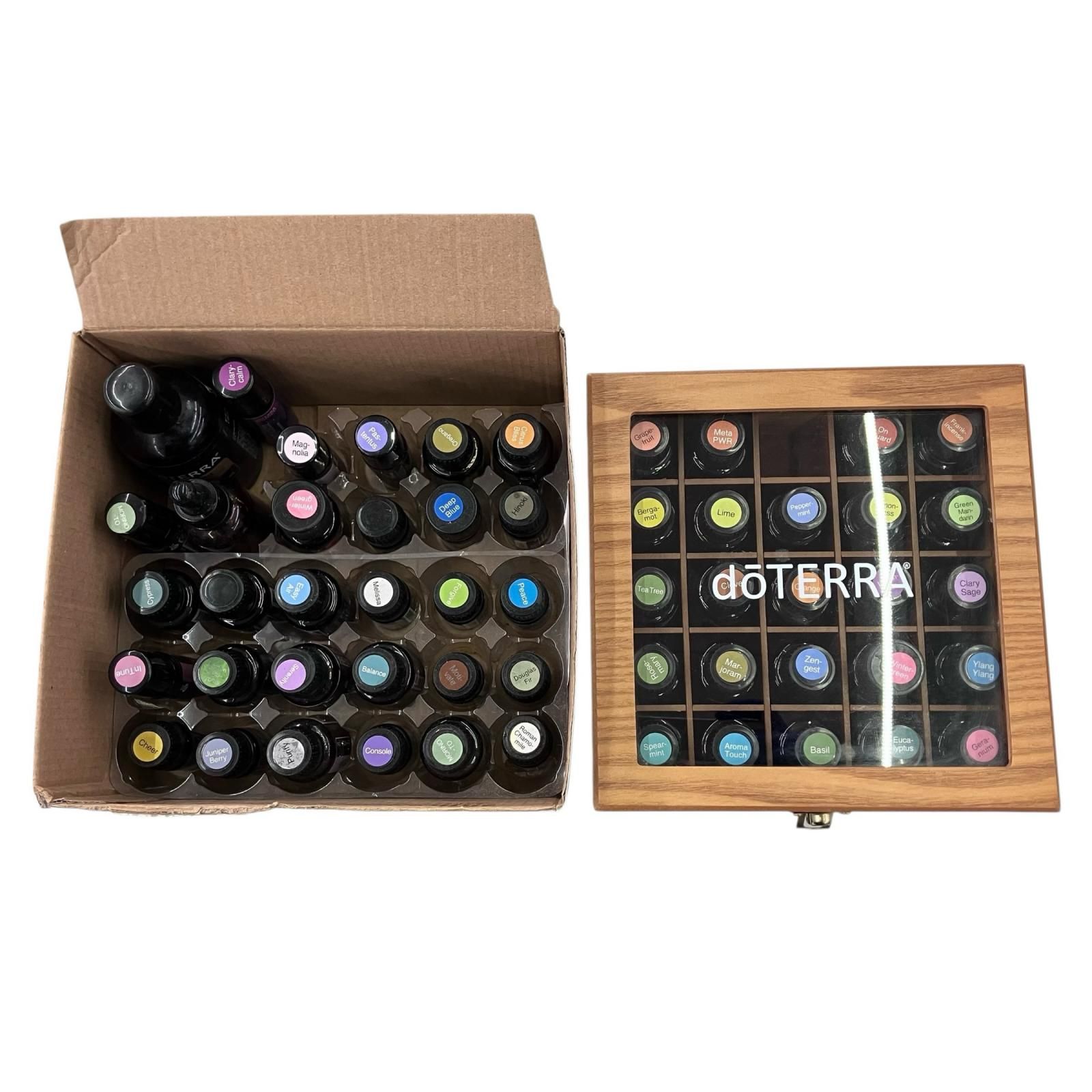 本日値下げします。doTERRA ケースとオイル 186000 現状品 doTERRA ドテラ オイル 収納ケース付き 53点まとめ売り