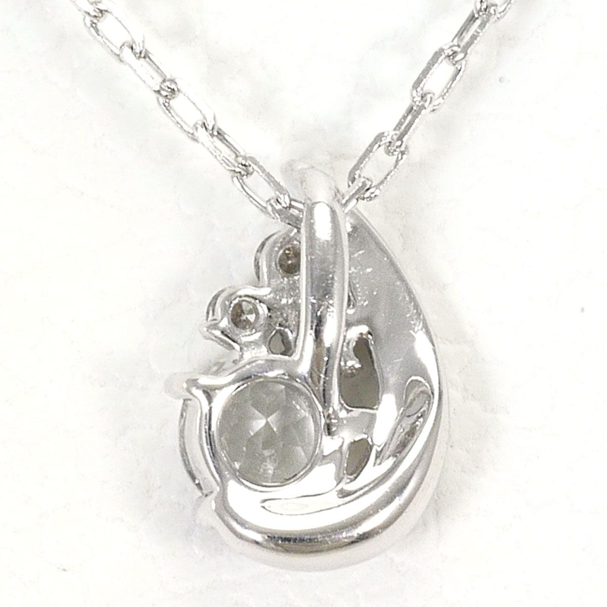K10WG ネックレス ホワイトトパーズ ダイヤモンド 0.01ct 総重量約0.8g 