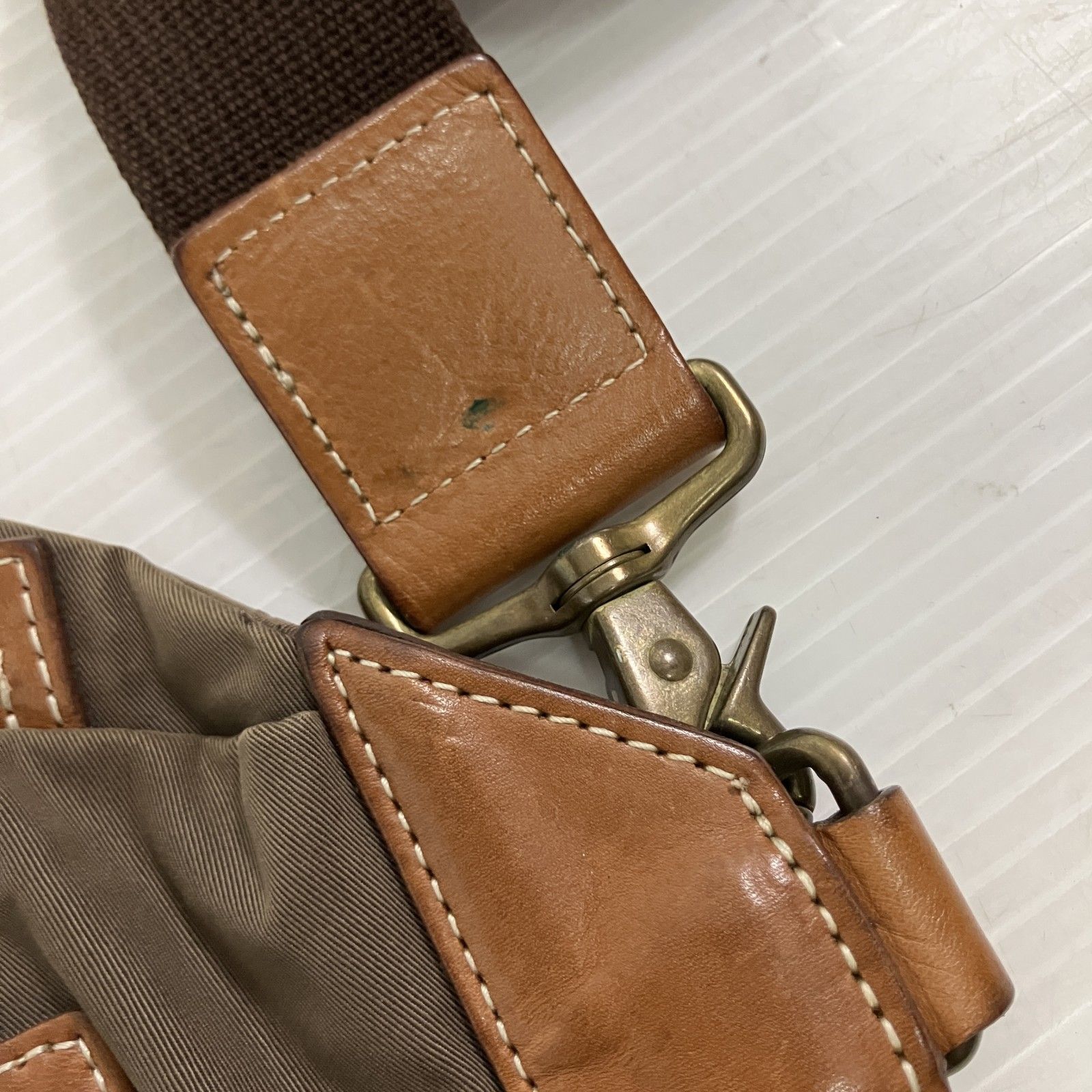 ◇ Paul Smith ポール・スミス ショルダーバッグ 斜め掛けバッグ 