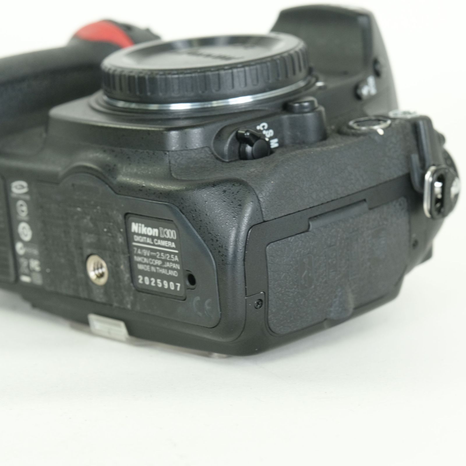ニコン Nikon D300 ボディ 元箱完備 総ショット数：11540 極上品