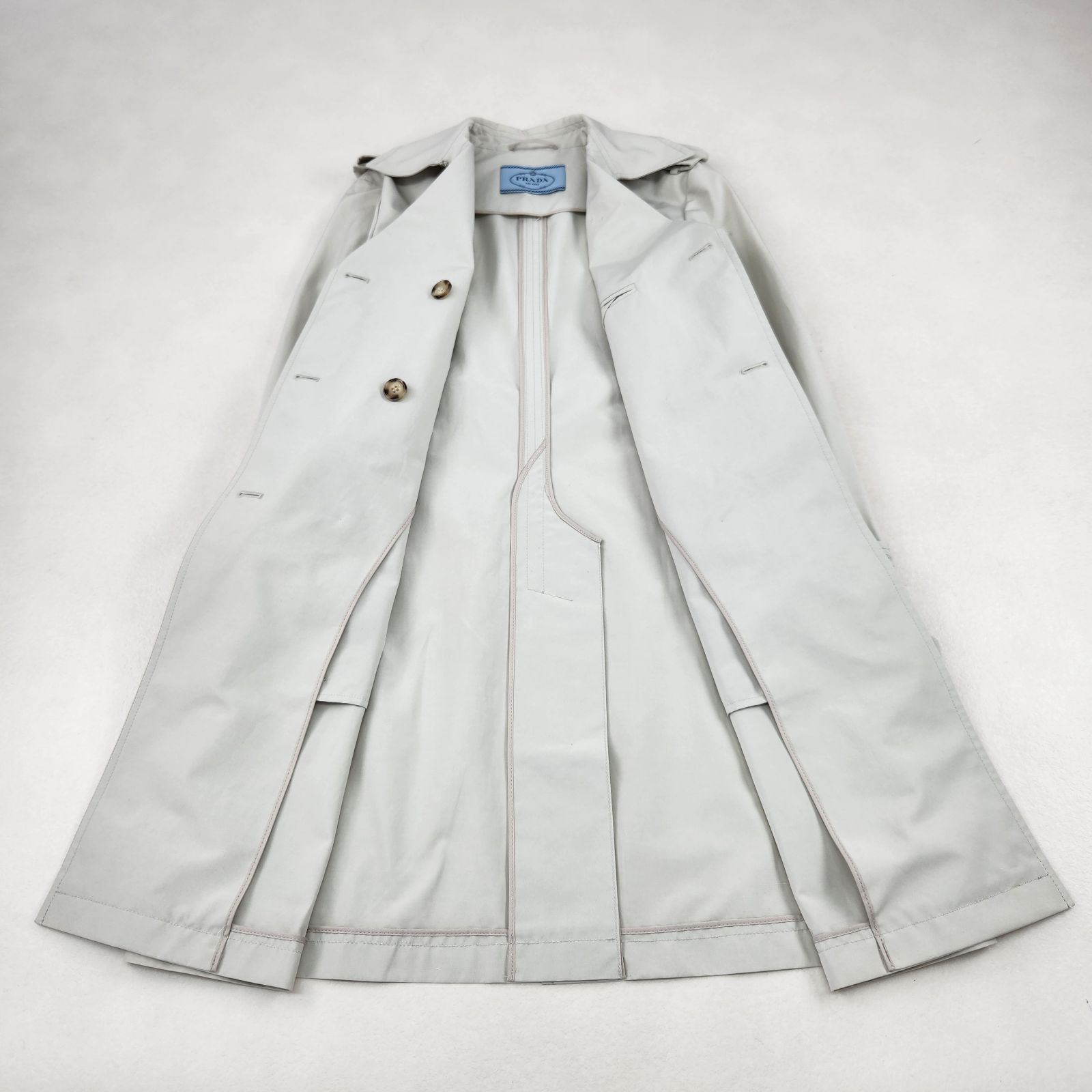 PRADA トレンチコート プラダ レア ベルト付 ベージュ 現行 逸品 快適