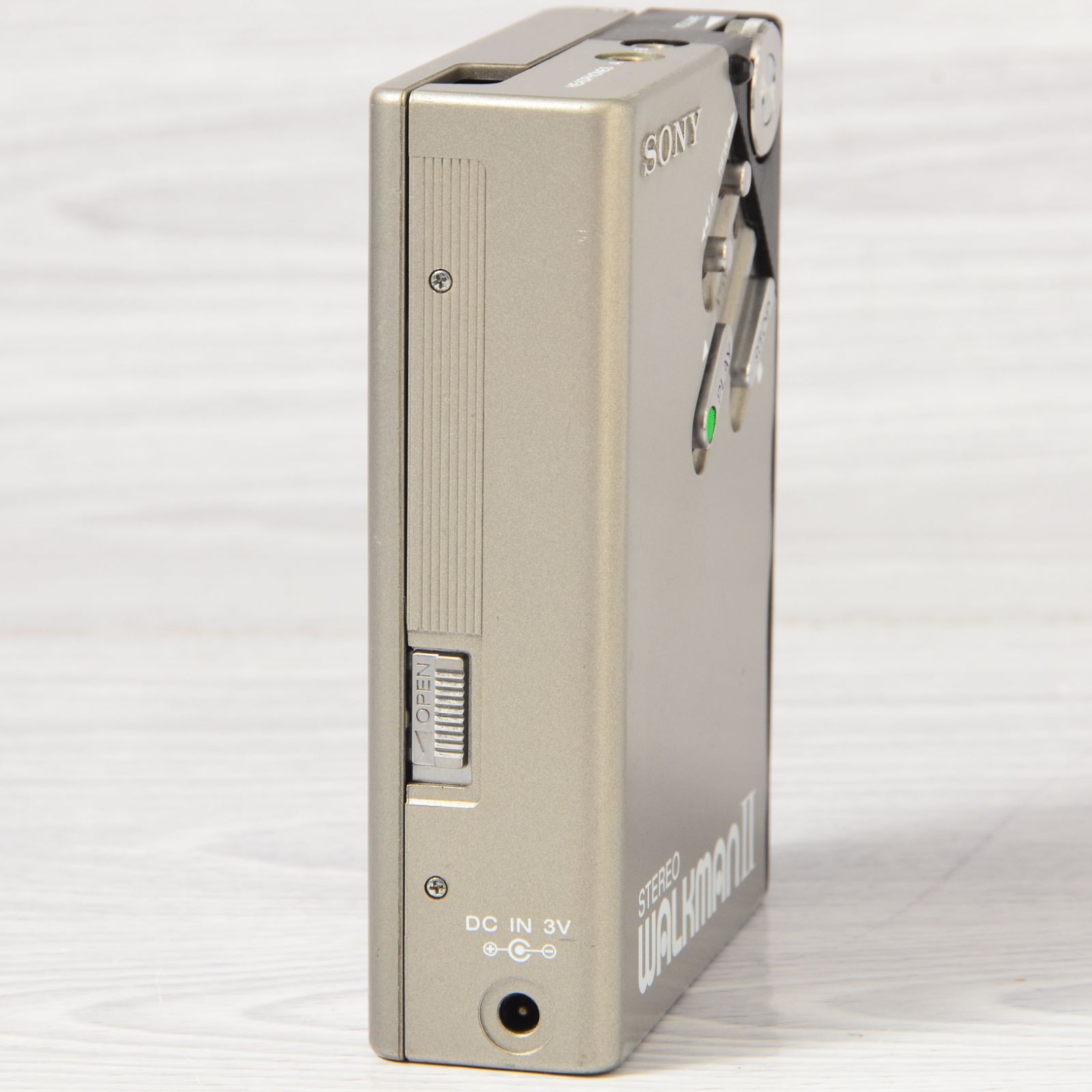 SONY WALKMAN WM-2 カセットウォークマン 銀 整備済 TY319 【公式通販】