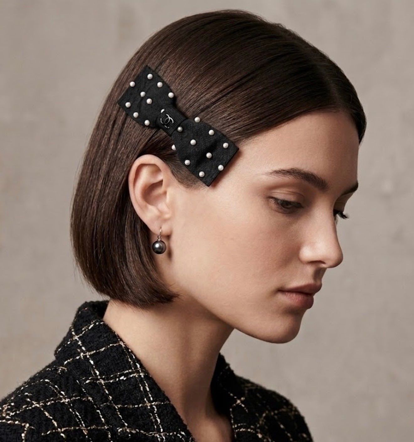 付属品有り　CHANEL　36(23) ココマーク　カメリア　バイカラー　希少 シャネル ヘアバンド ココマーク 23P シルク CHANEL カメリア 美品