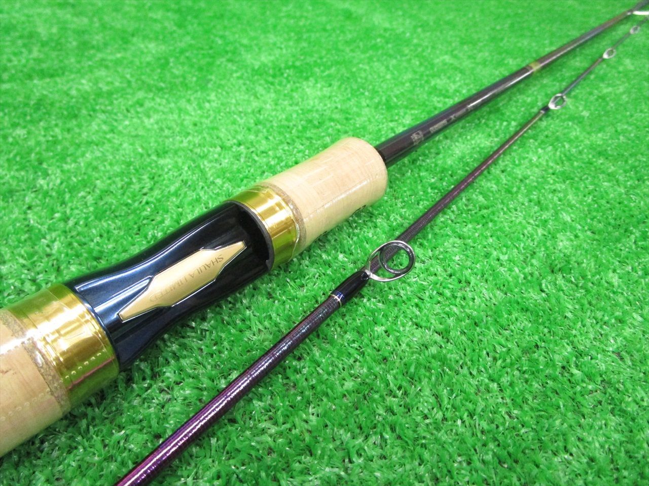 EC豊 (超美品) シマノ ワールドシャウラ リミテッド 2831R-2 - メルカリ EC豊 (超美品) シマノ ワールドシャウラ リミテッド 2831R-2 - メルカリ