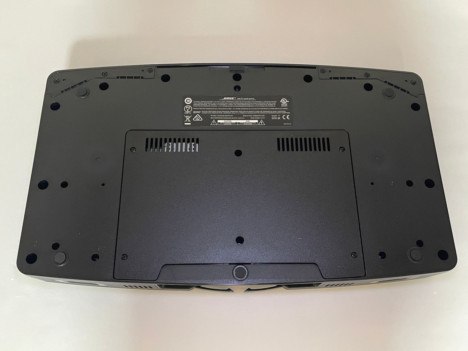 △ ボーズ BOSE Solo TV sound system ブラック 台座型 高音質 2000