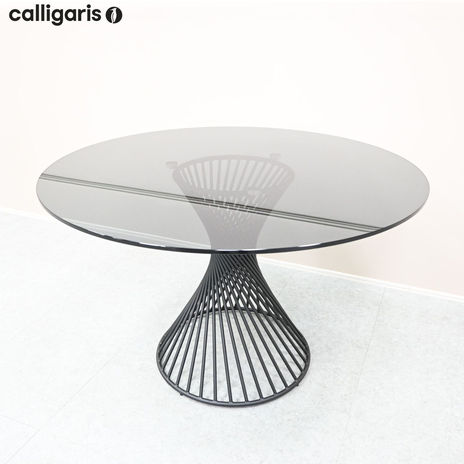 【展示極美品】 Calligaris カリガリス ダイニングテーブルVORTEX 展示極美品】 Calligaris カリガリス ダイニングテーブル VORTEX