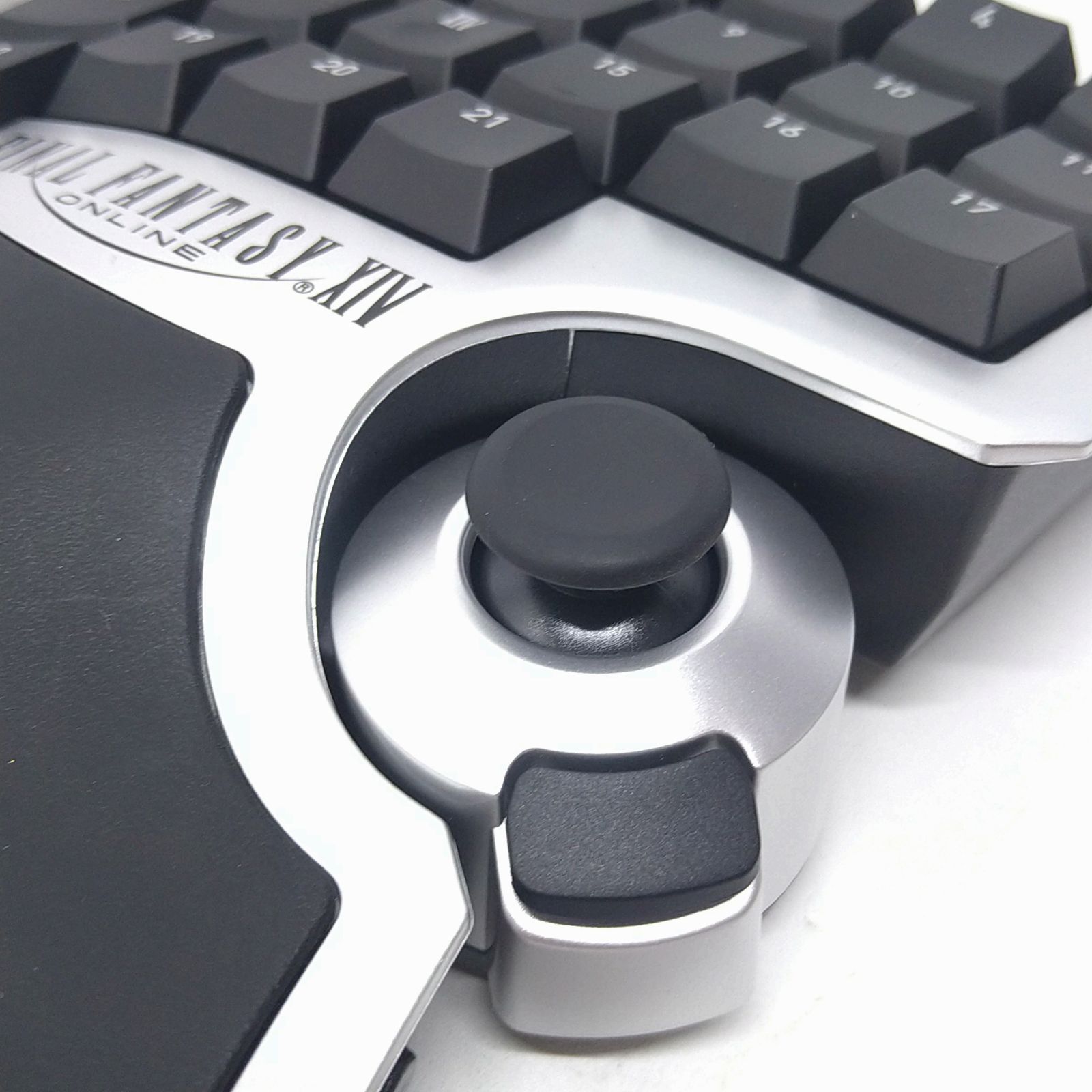 美品】HORI FF14タクティカルアサルト F14 左利き用 - メルカリ