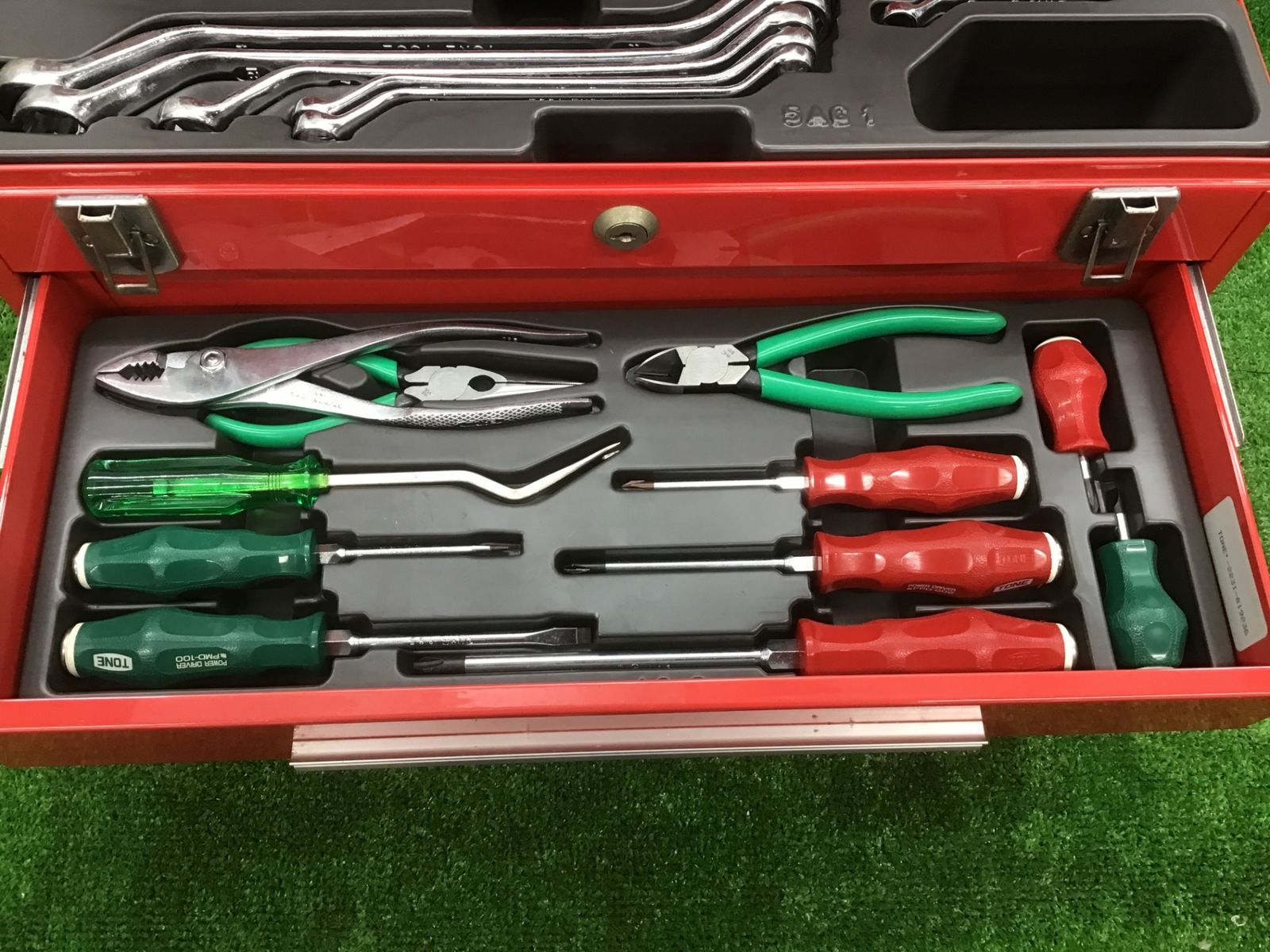 中古B品】TONE ツールセット AGシリーズ 52点セット 欠品アリ 鍵付き 