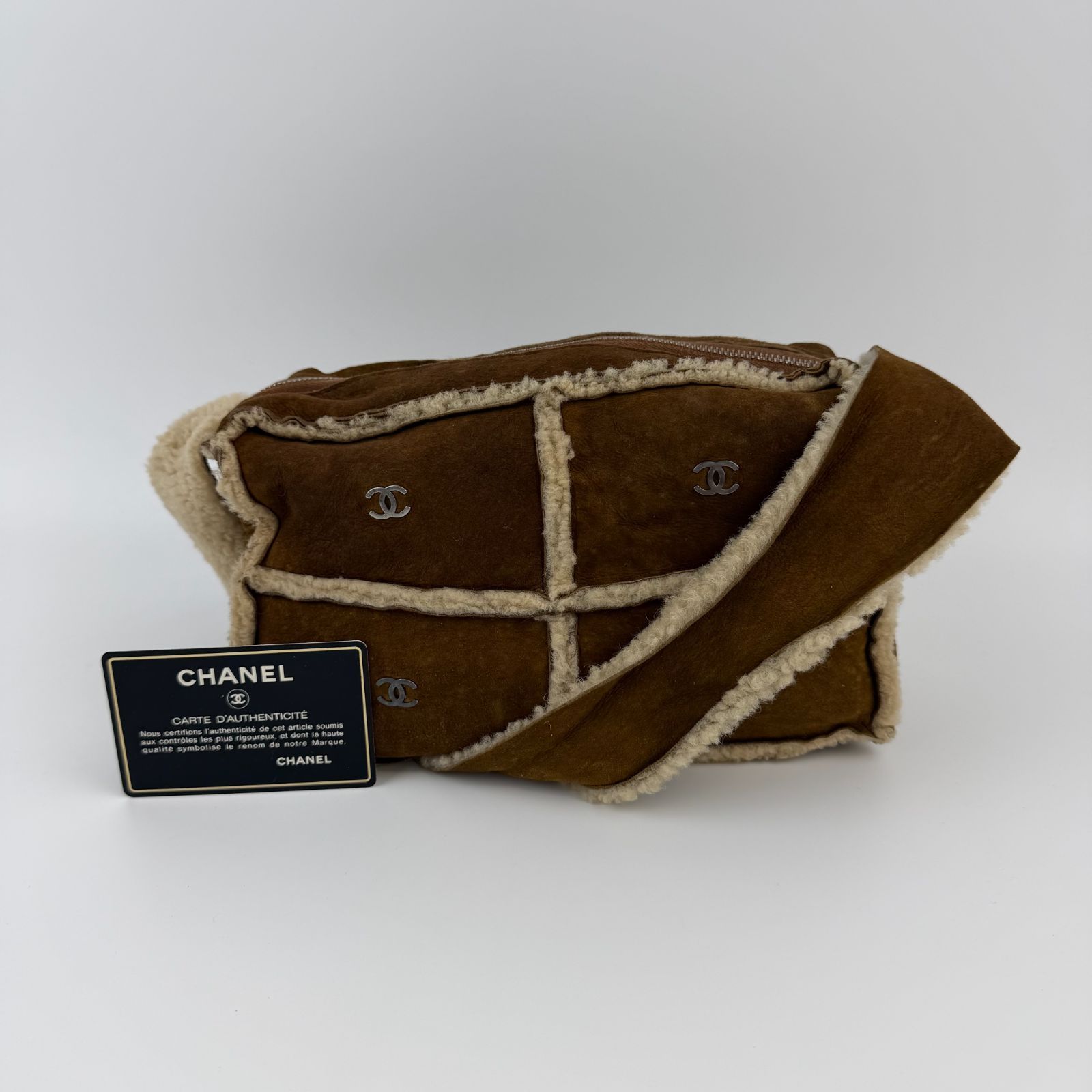 中古】CHANEL シャネル ココマーク ショルダーバッグ ブラウン 