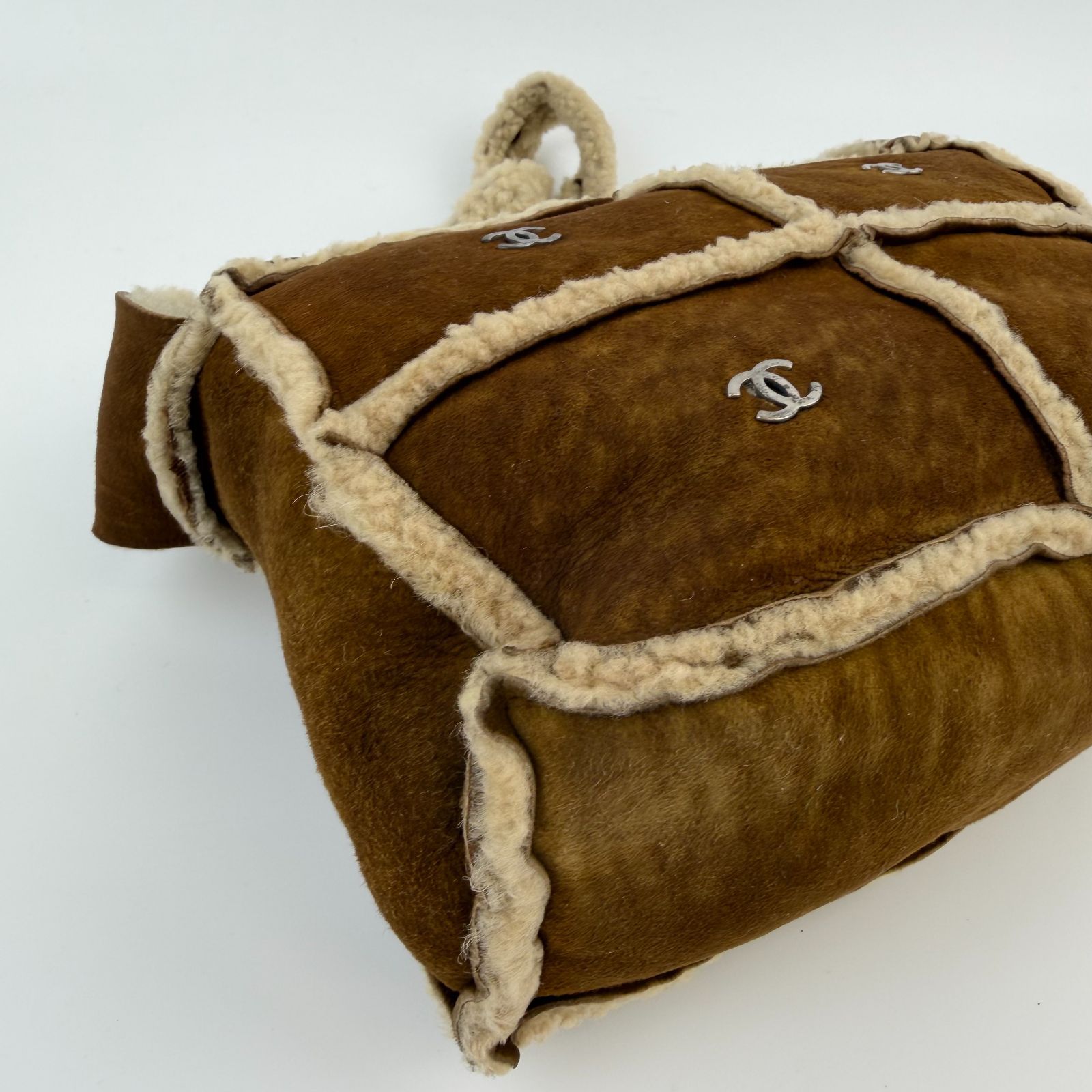 中古】CHANEL シャネル ココマーク ショルダーバッグ ブラウン 