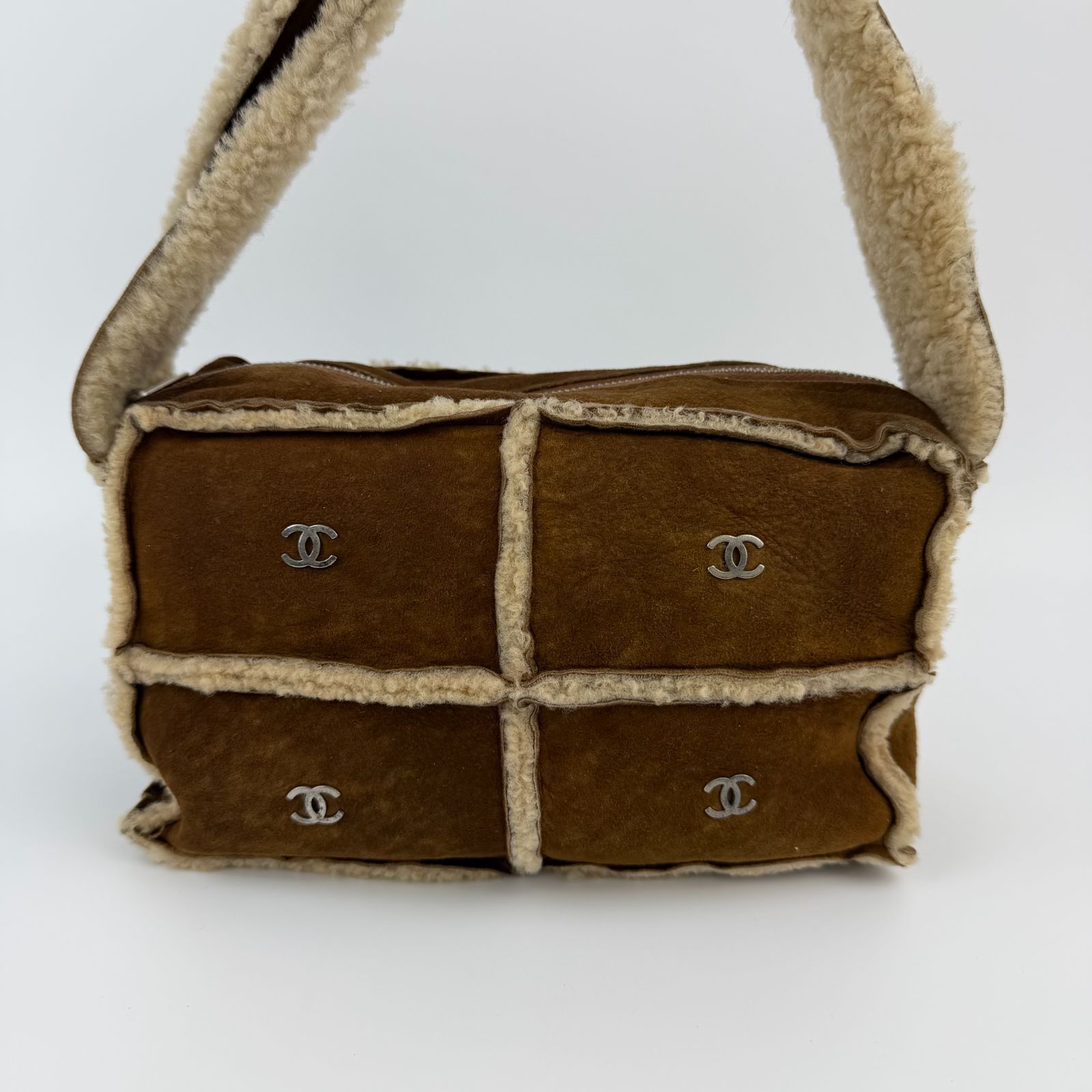 中古】CHANEL シャネル ココマーク ショルダーバッグ ブラウン 