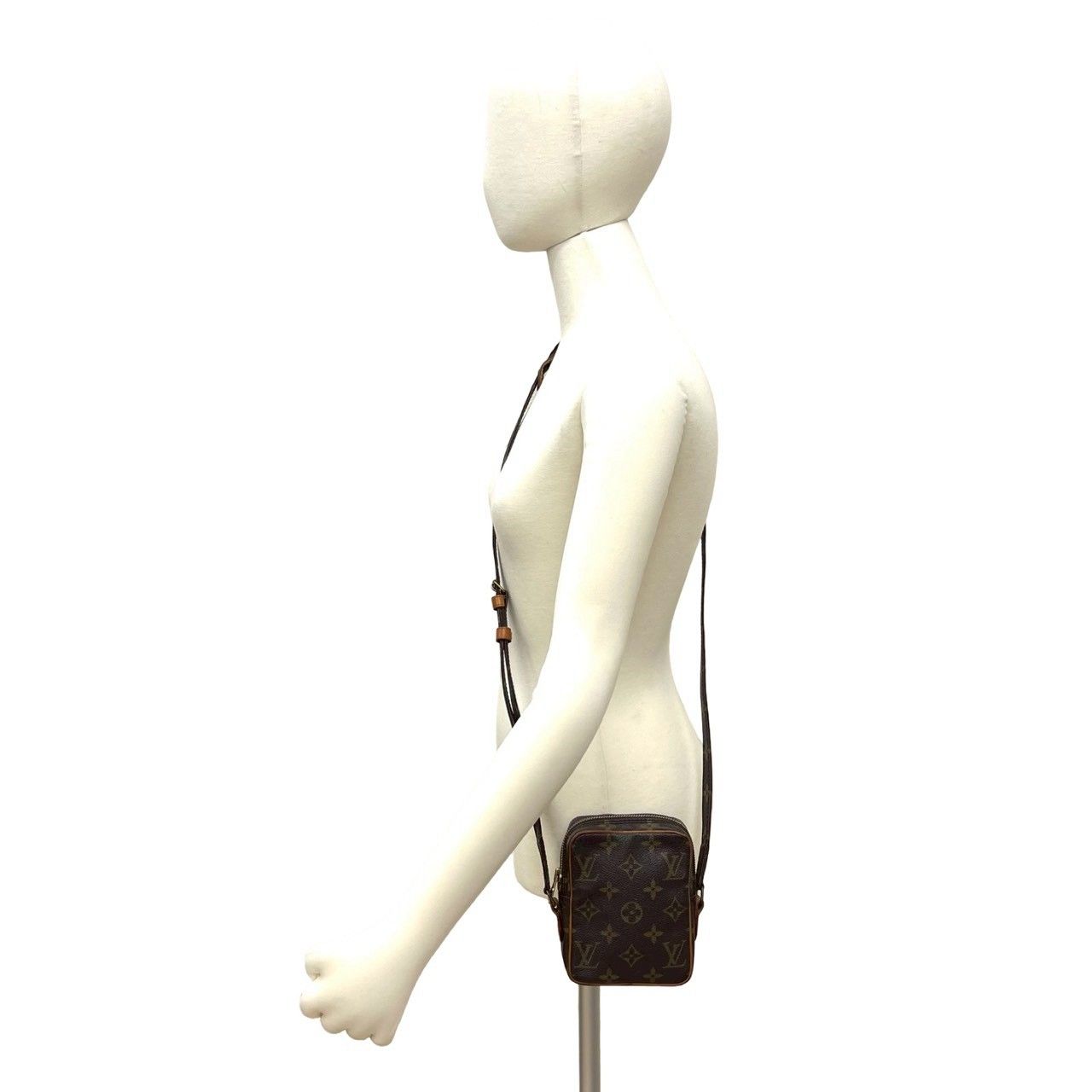 極 美品 LOUIS VUITTON ルイヴィトン ヴィンテージ ミニ ダヌーブ モノグラム レザー 本革 ショルダーバッグ ポシェット ブラウン 56631 極 美品 LOUIS VUITTON ルイヴィトン ヴィンテージ ミニ ダヌーブ