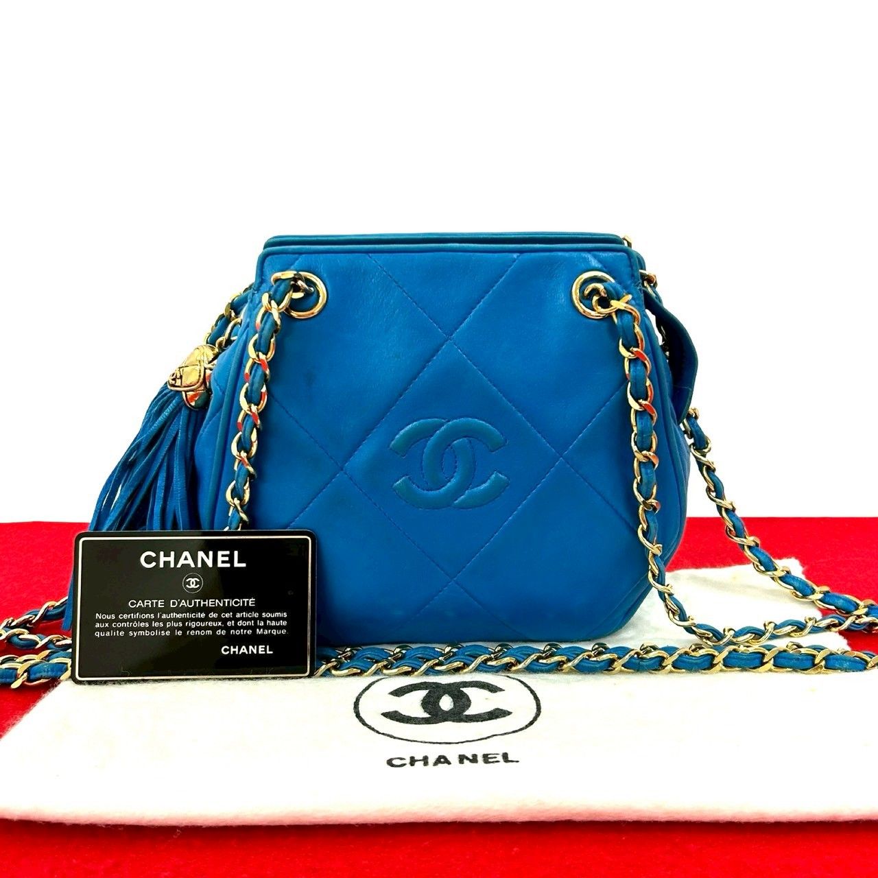極 美品 袋付 カード シール有 1番台 CHANEL シャネル ココマーク フリンジ ラムスキン 本革 チェーン ショルダーバッグ ブルー 39736 極 美品 袋付 カード シール有 1番台 CHANEL シャネル ココマーク
