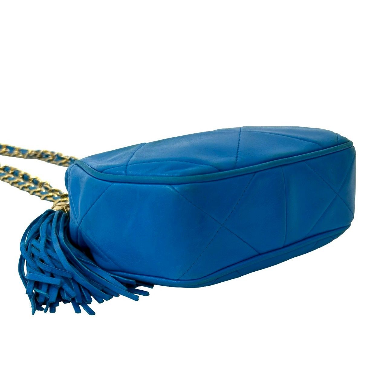 極 美品 袋付 カード シール有 1番台 CHANEL シャネル ココマーク フリンジ ラムスキン 本革 チェーン ショルダーバッグ ブルー 39736 極 美品 袋付 カード シール有 1番台 CHANEL シャネル ココマーク