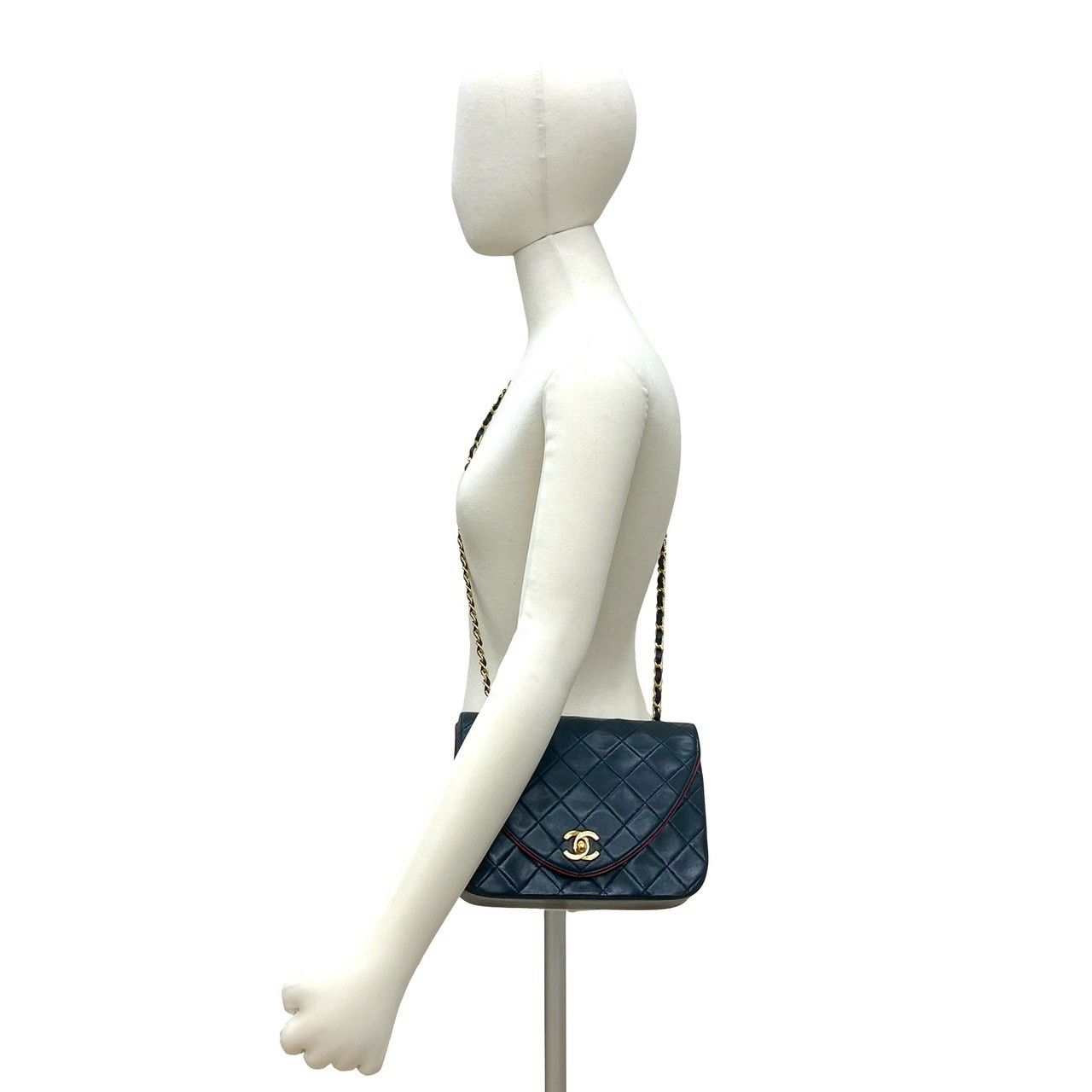 極 美品 シール有 0番台 CHANEL シャネル マトラッセ ココマーク ラムスキン ショルダーバッグ ネイビー レッド バイカラー 37491 極 美品 シール有 0番台 CHANEL シャネル マトラッセ ココマーク