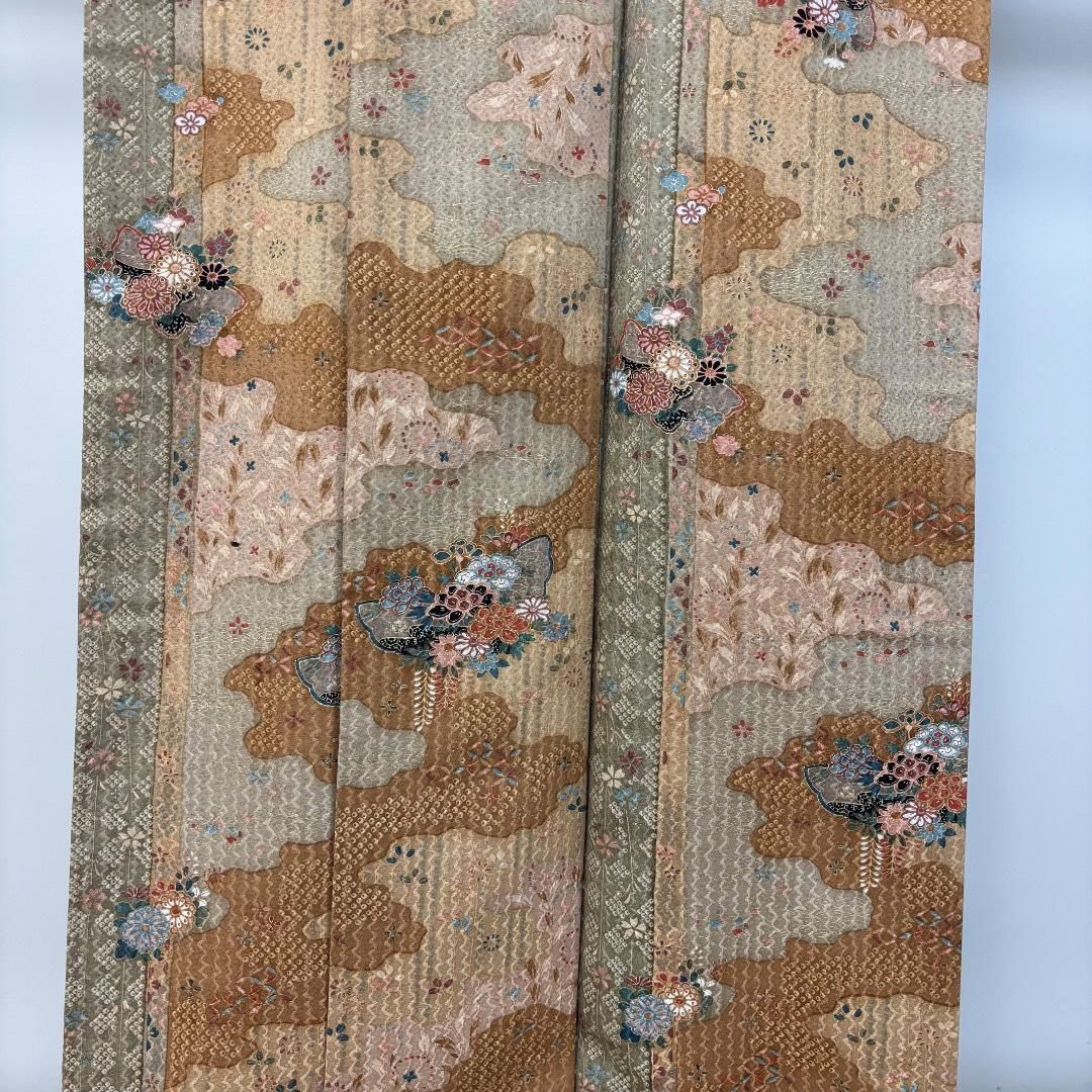 小紋 道長取りに花模様 七宝柄 薄浮草色 K-5885 小紋 道長取りに花模様 七宝柄 薄浮草色 K-5885 - メルカリ