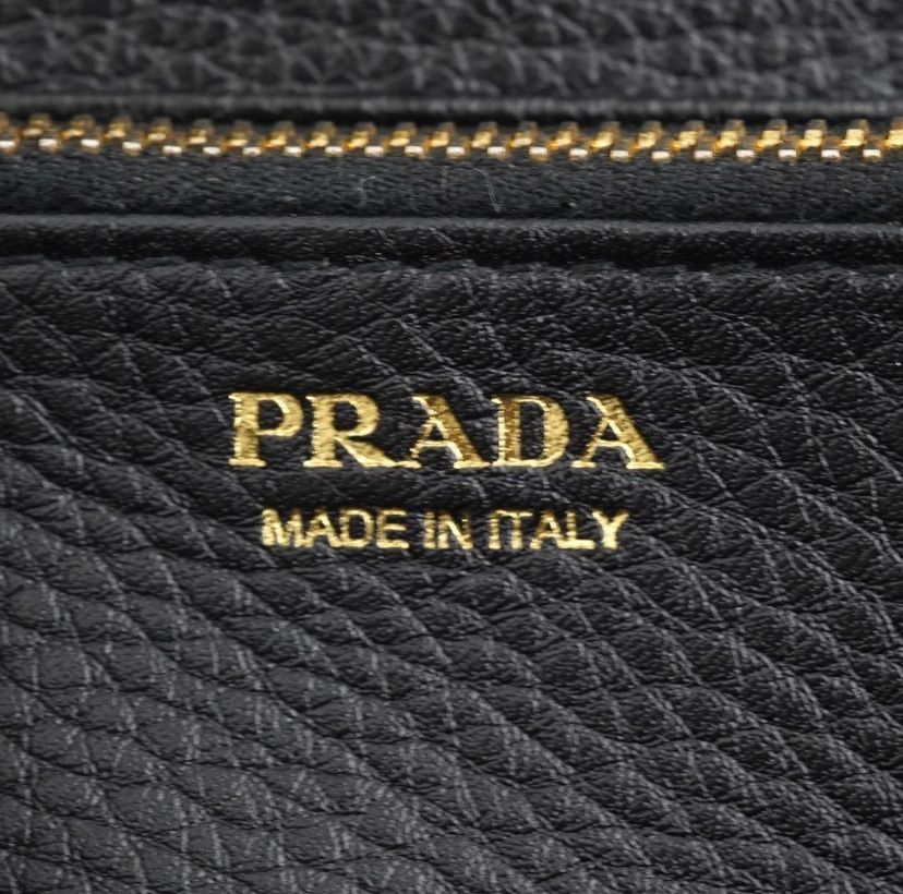 ✨新品未使用・箱付き✨ PRADA 長財布 ヴィッテロダイノ ラウンド 