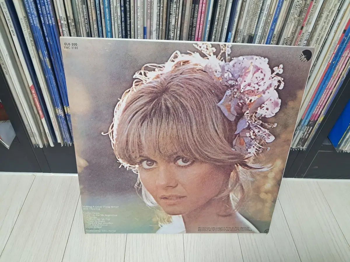 LP オリビア・ニュートン・ジョン（ 1977 年) - メルカリ