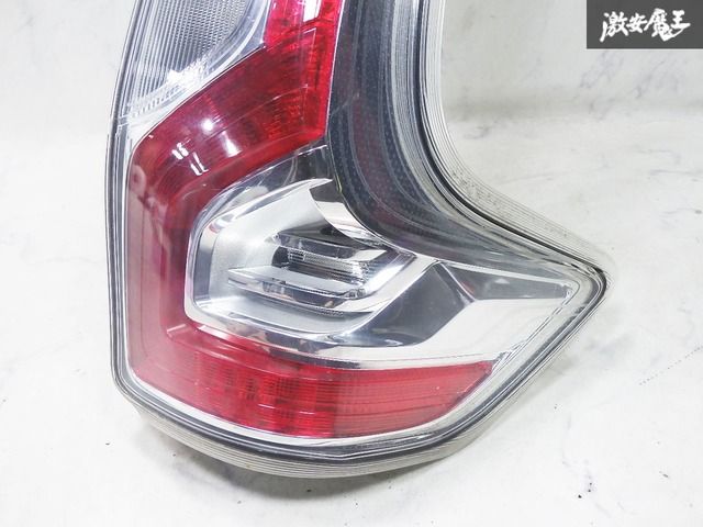 ☆割れ無し/点灯OK☆ 日産 純正 B21W デイズ ハイウェイスター 後期 