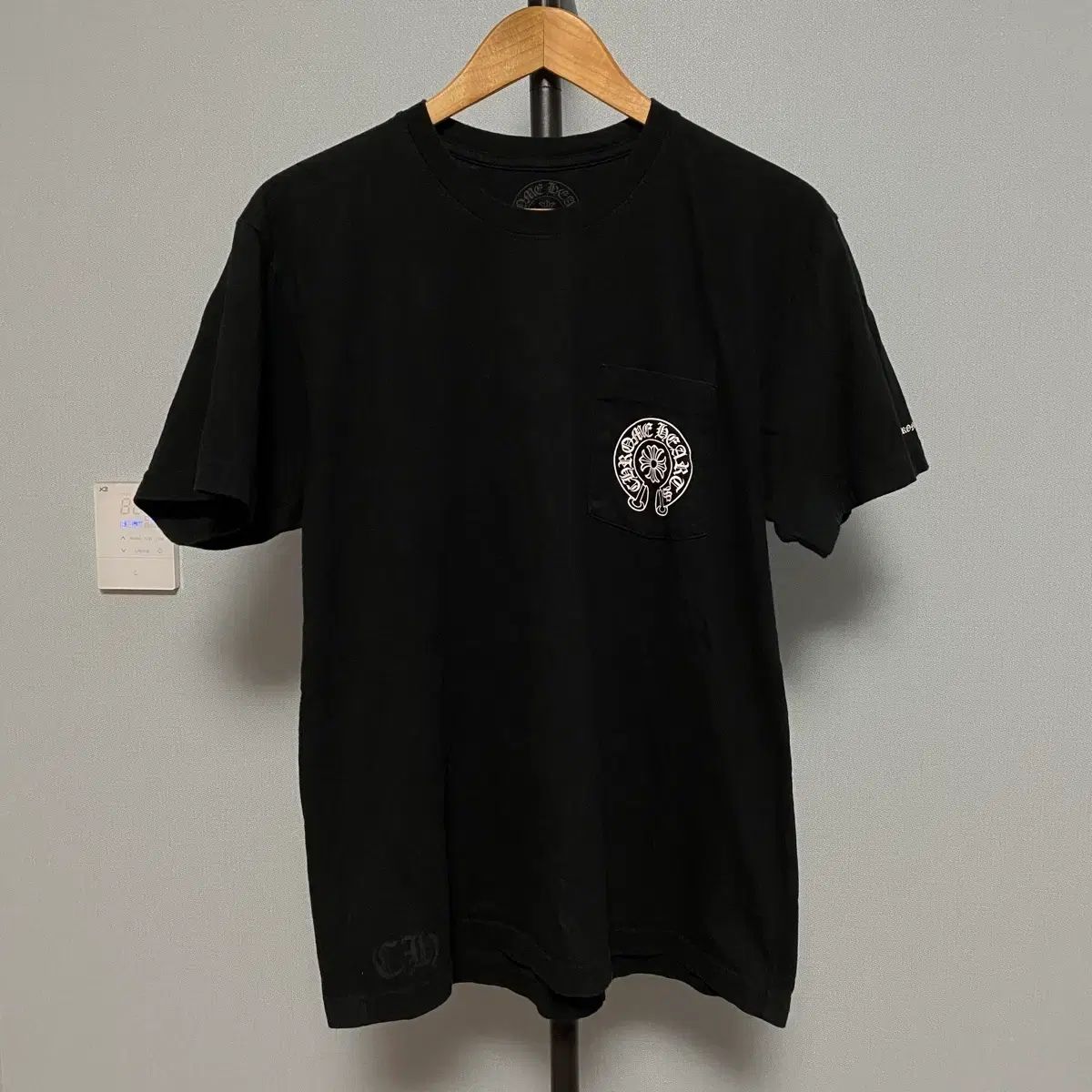 L CHROME HEARTS ホースシュー ロゴ ポケット Tシャツ ブラック - メルカリ