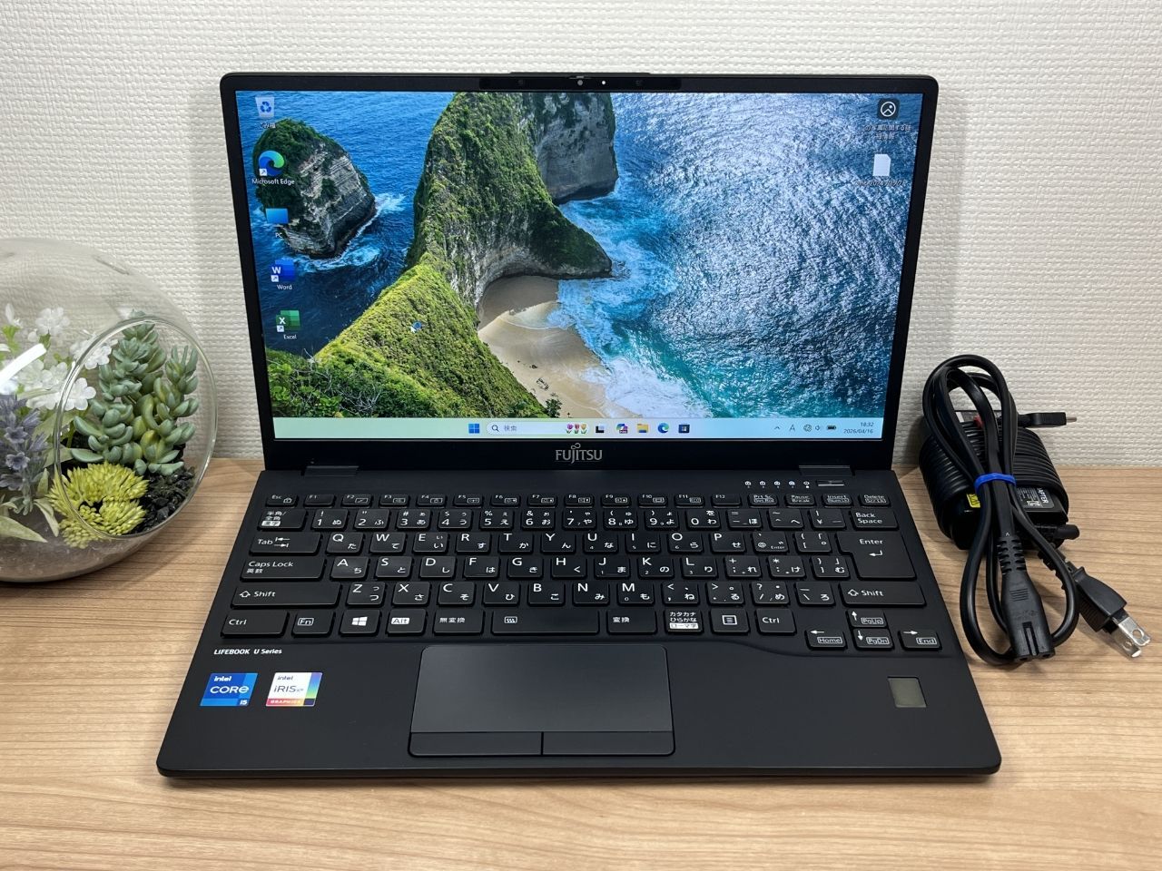 超美品 Fujitsu U9311/F 第11世代i5 8GB/SSD256GB Office2024 - メルカリ
