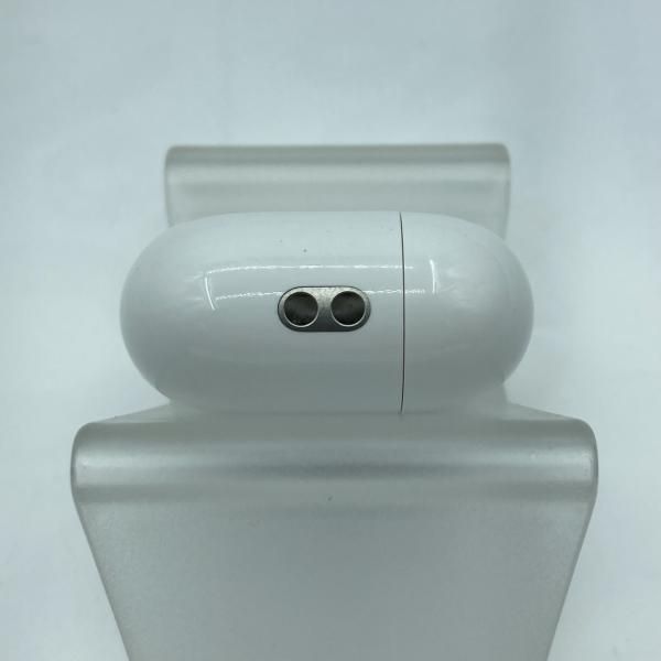 【中古】Apple AirPods Pro (第2世代) A2698 MQD83J/A ワイヤレスイヤホン ホワイト ノイズキャンセリング 2022年[19][240019512490] 中古】Apple AirPods Pro (第2世代) A2698 MQD83J/A ワイヤレス