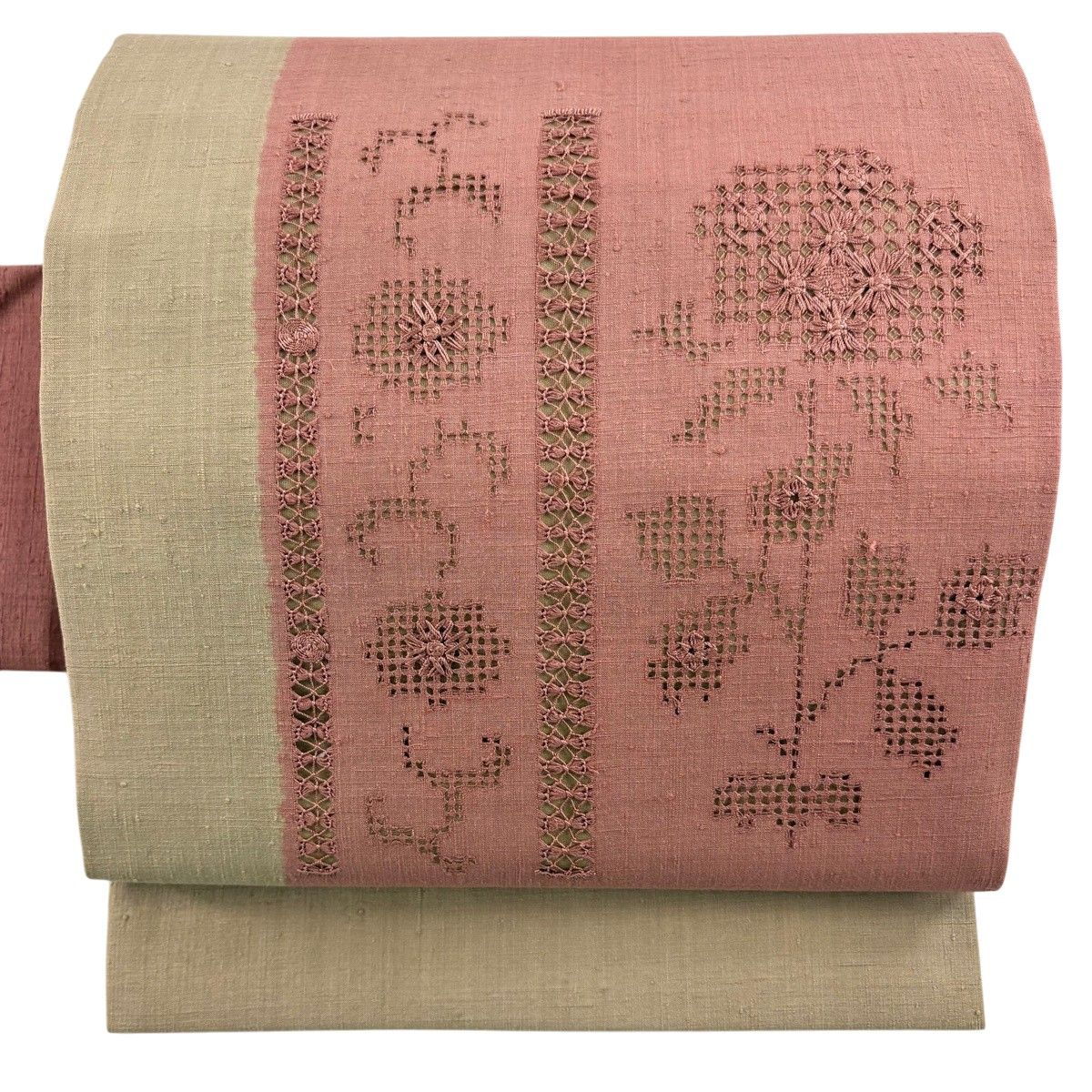 名古屋帯 美品 秀品 紬地 草花 相良刺繍 赤茶 正絹 【中古】 秀