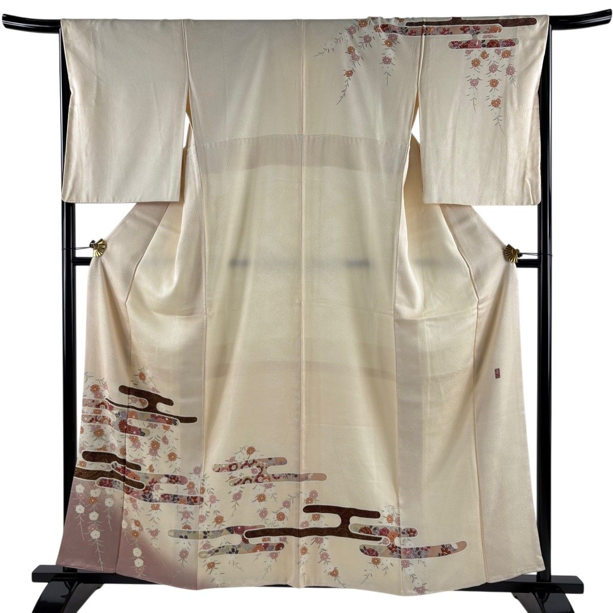 美品】 訪問着 身丈160cm 裄丈66cm M 袷 鈴乃屋 落款 ヱ霞 草花 金彩