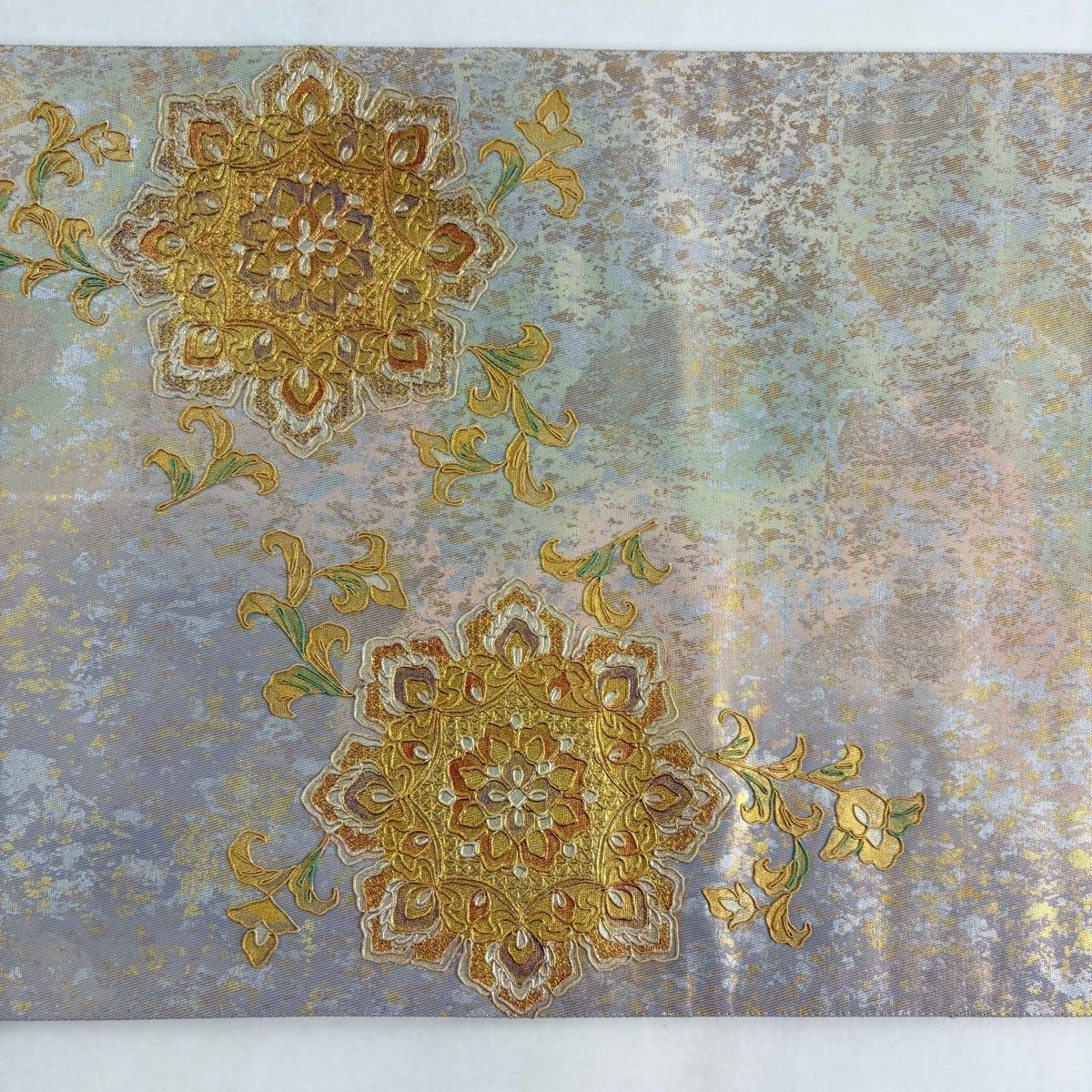袋帯 秀品 関西仕立て 連珠文 華文 螺鈿 金彩 灰紫 お太鼓柄 正絹