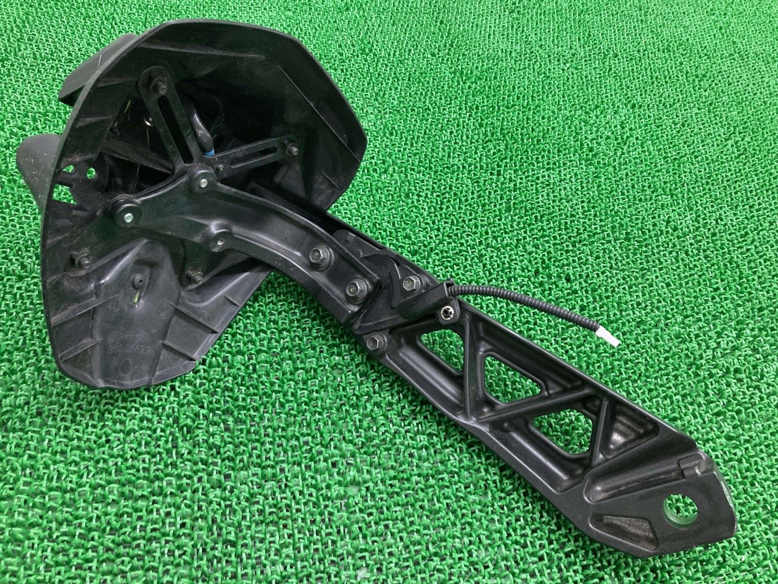MT-09 リアフェンダー BS2 ヤマハ 純正 中古 RN34J マッドガード