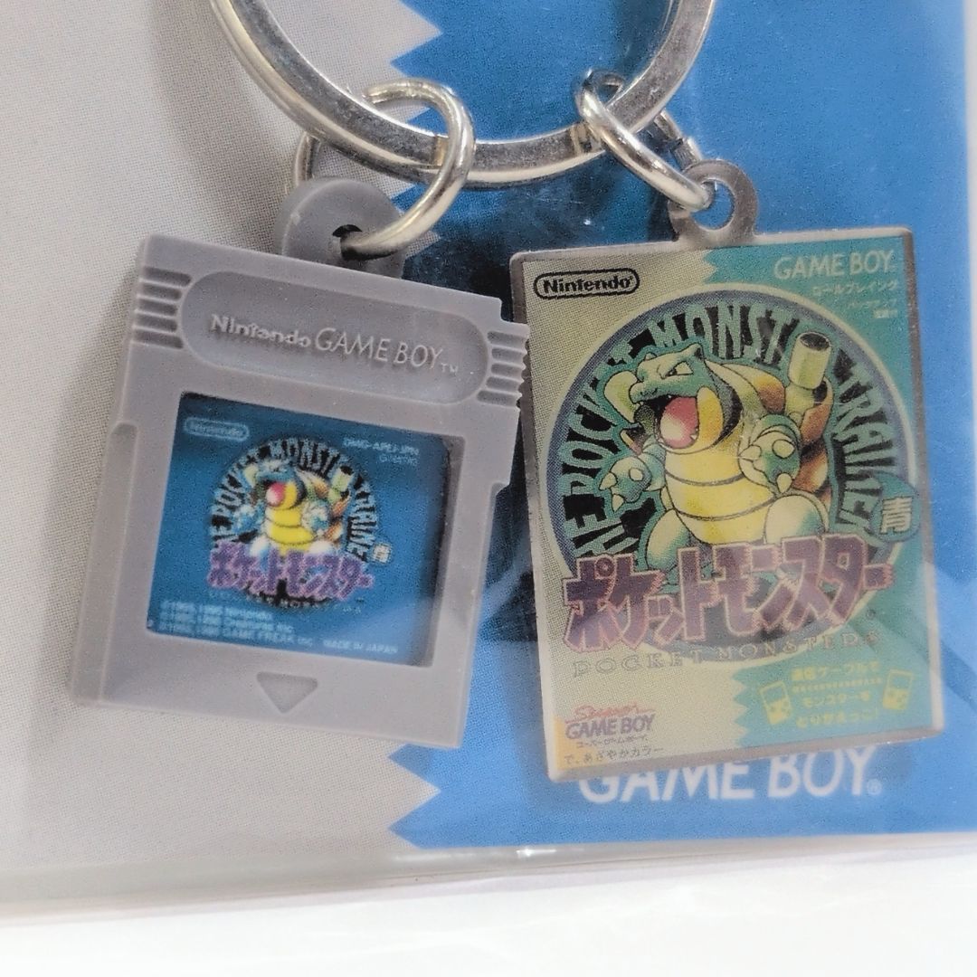 ゲームボーイ風キーホルダー　ポケモン 未開封 任天堂 ポケモンセンター ゲームボーイ カセット キーホルダー