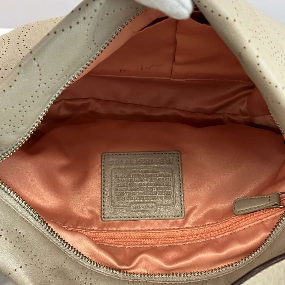 コーチ COACH ショルダーバッグ レザー シグネチャー パンチング
