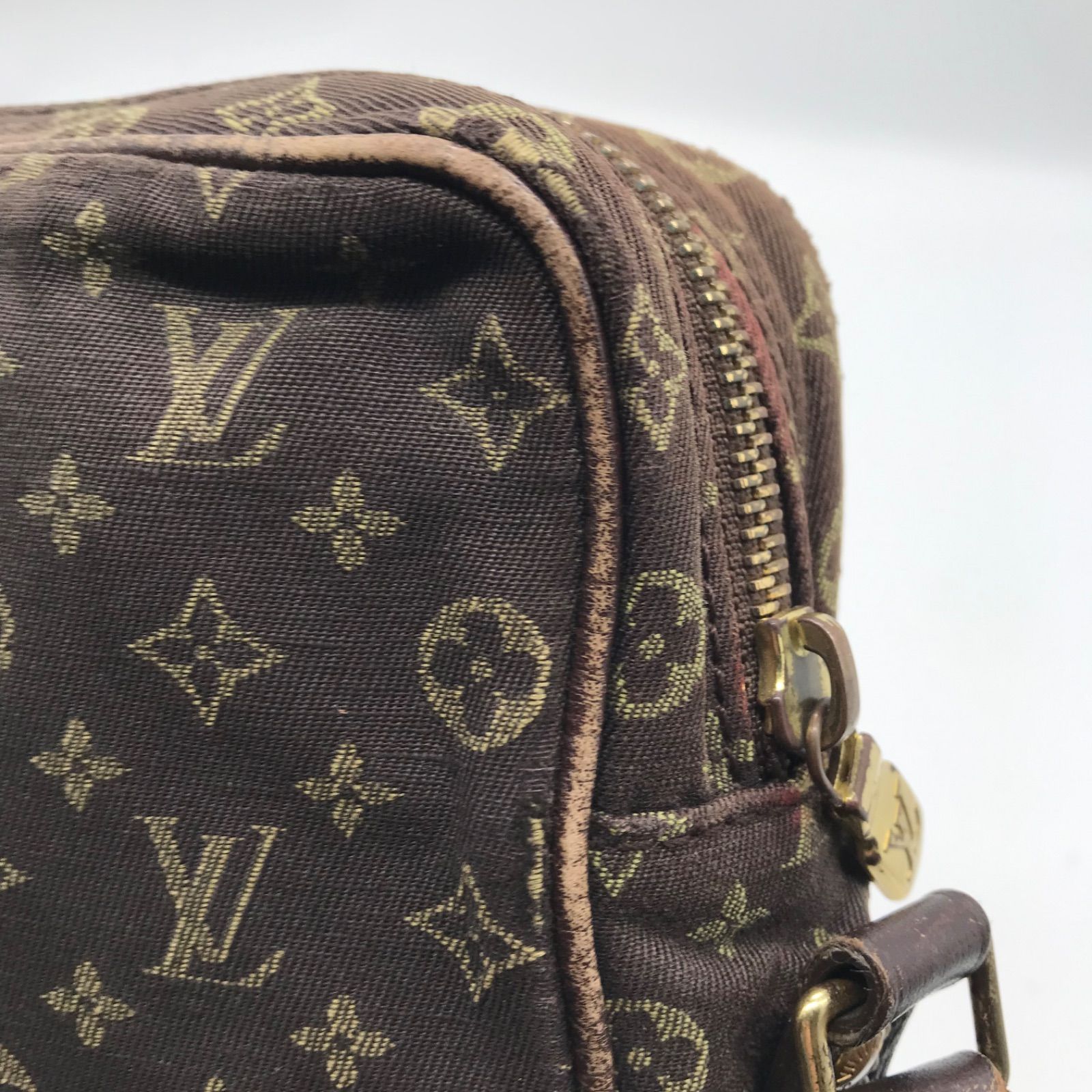 ルイヴィトン モノグラム ミニラン ダヌーブ ショルダーバッグ 値段 