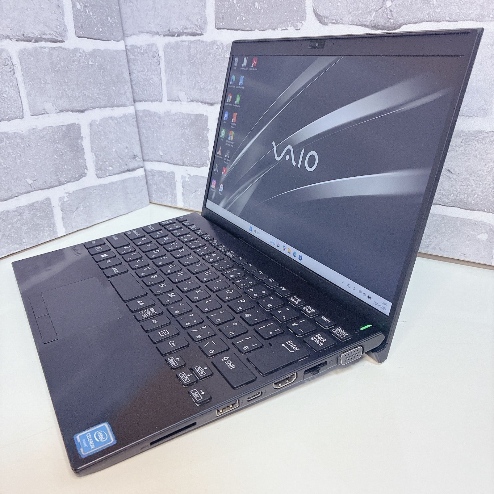 薄型 VAIO SSD 初期設定済 カメラ Windows11 ノートパソコン 美品！第8世代 VAIO SSDカメラ付ノートPC Windows11 - メルカリ