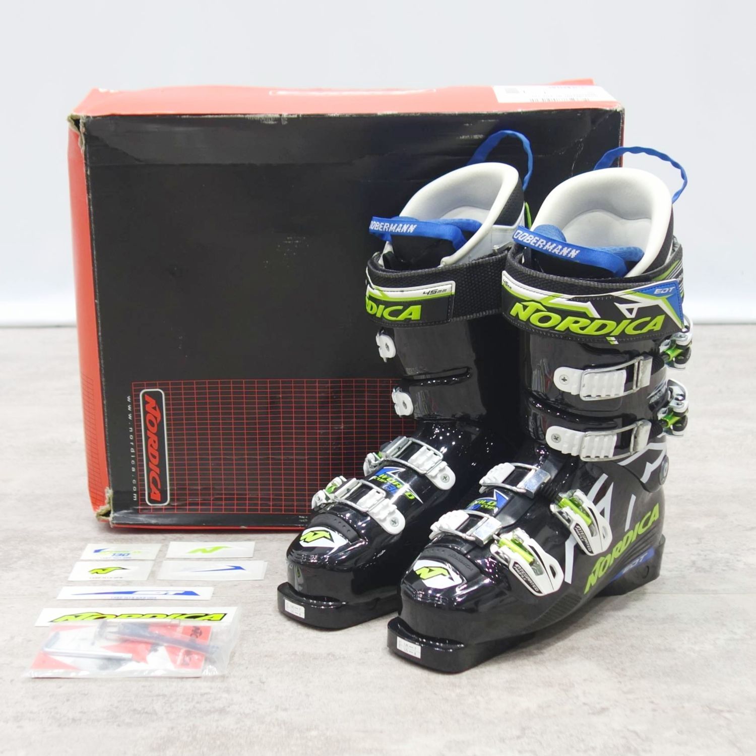 ＷC DOBERMANN NORDICA EDT Nordica 競技用 305mm 26cm 130 WC ドーベルマン ノルディカ 送料無料 130、26cm、未使用・新品 スキー