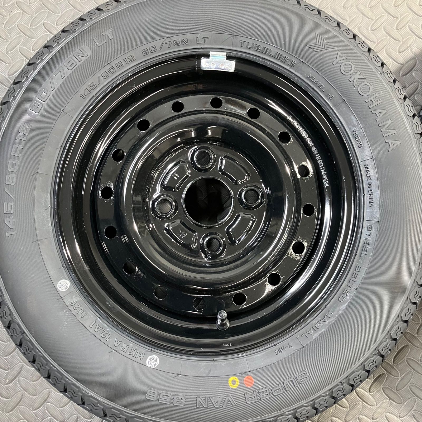 26年製 新品タイヤ 145/80R12 80/78N LT ヨコハマ スーパーバン356(夏 